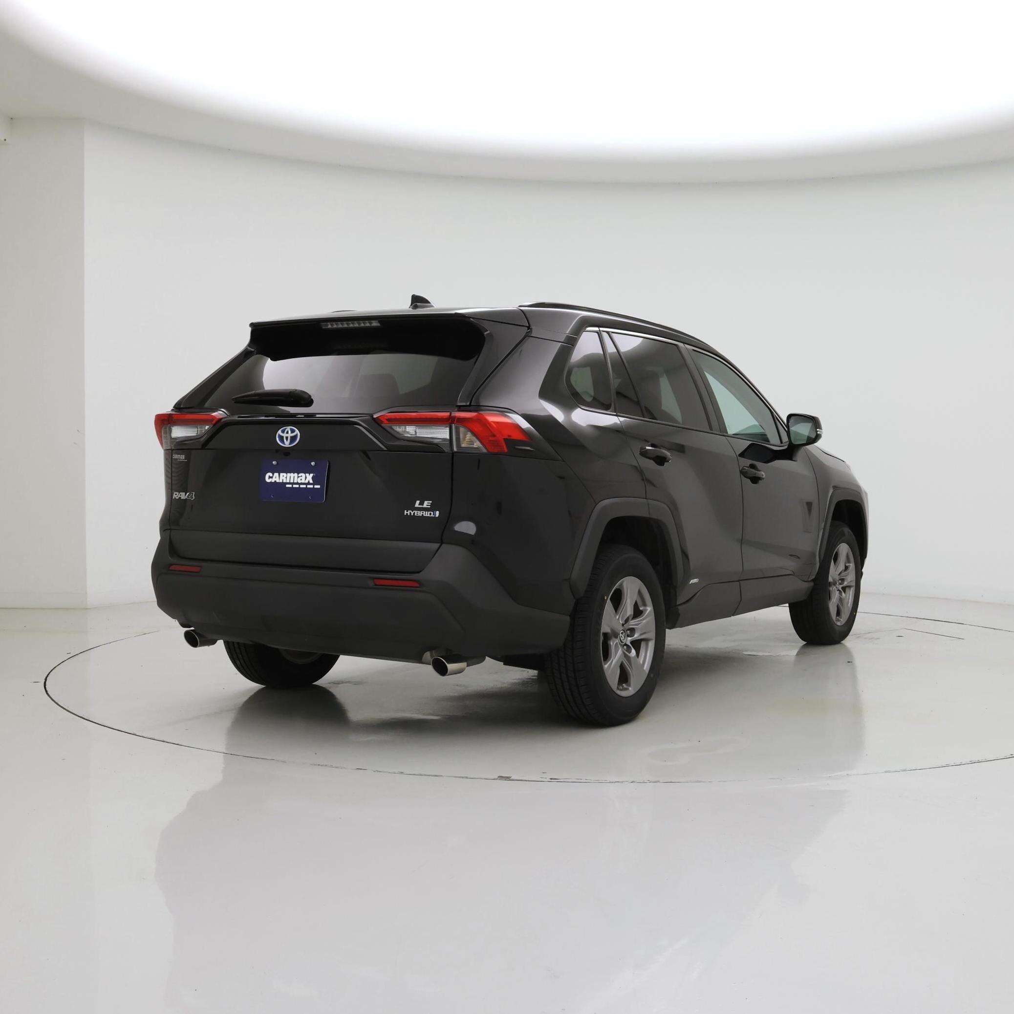 Thumbnail: 2023 Toyota RAV4 - 8