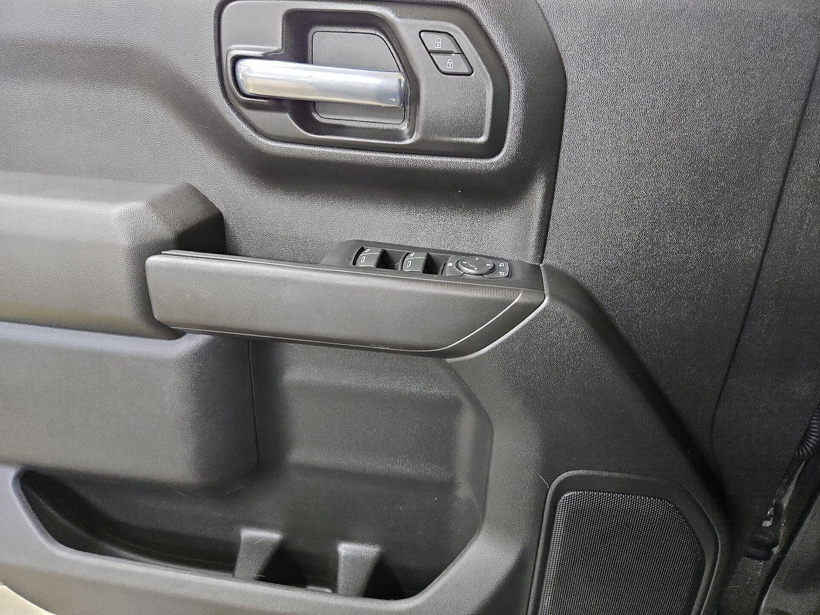2022 Chevrolet Silverado 1500 Custom - Photo 13