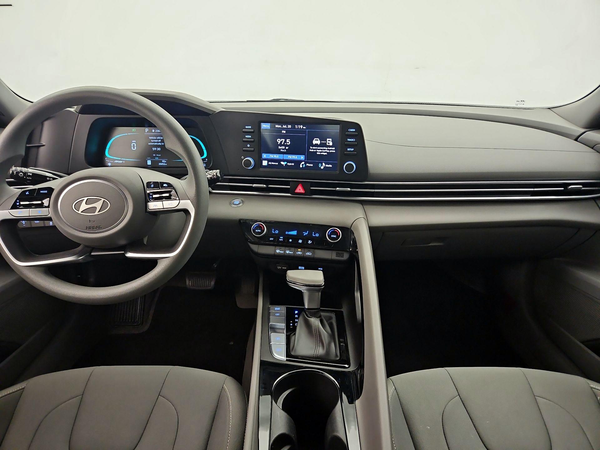 Thumbnail: 2025 Hyundai Elantra - 9