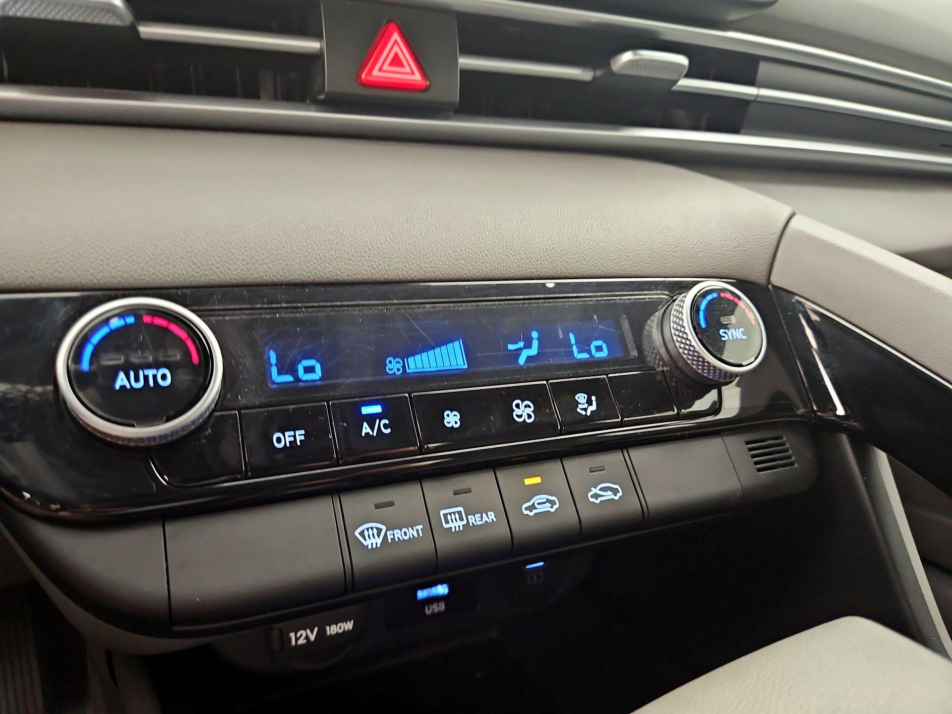 Thumbnail: 2025 Hyundai Elantra - 16
