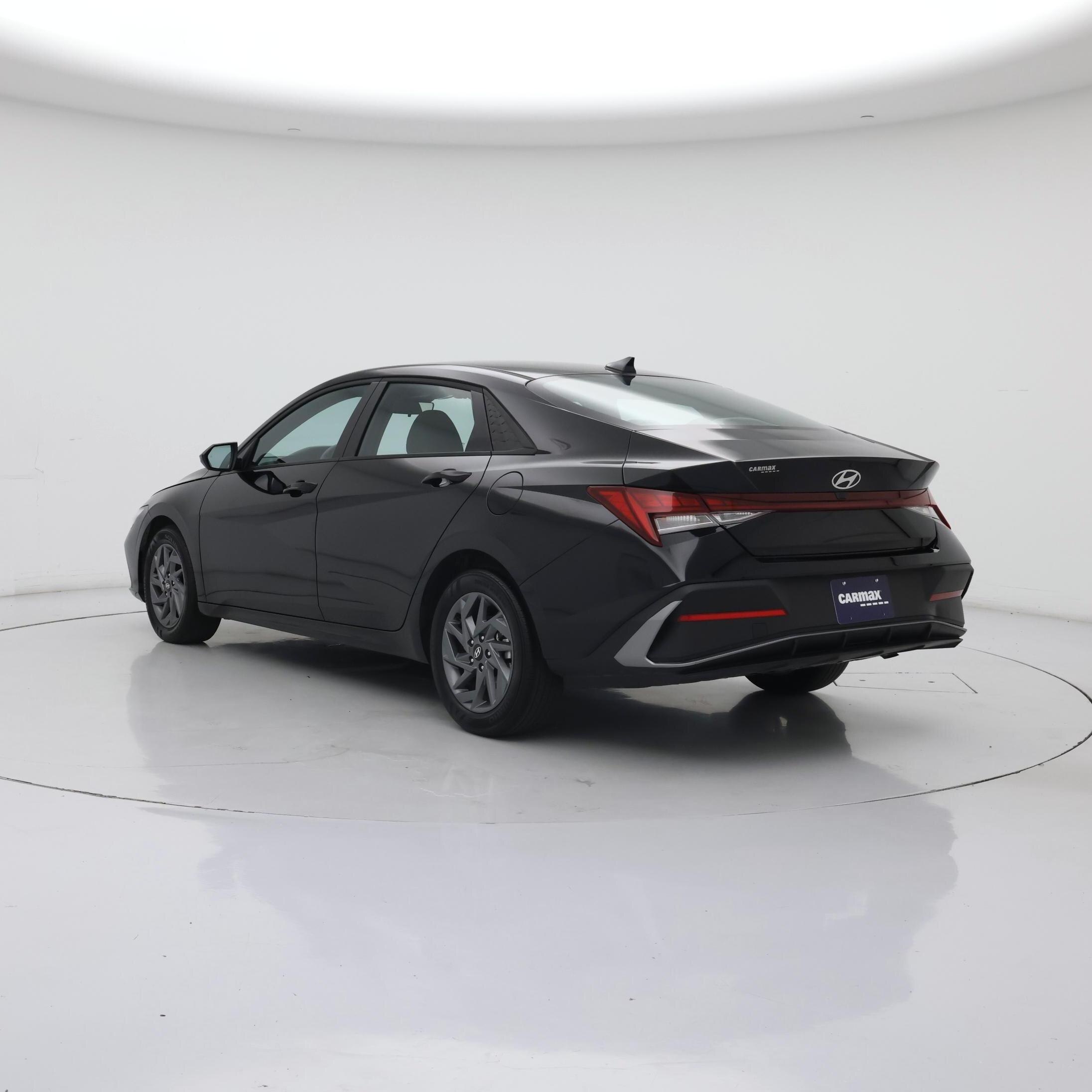 Thumbnail: 2025 Hyundai Elantra - 2