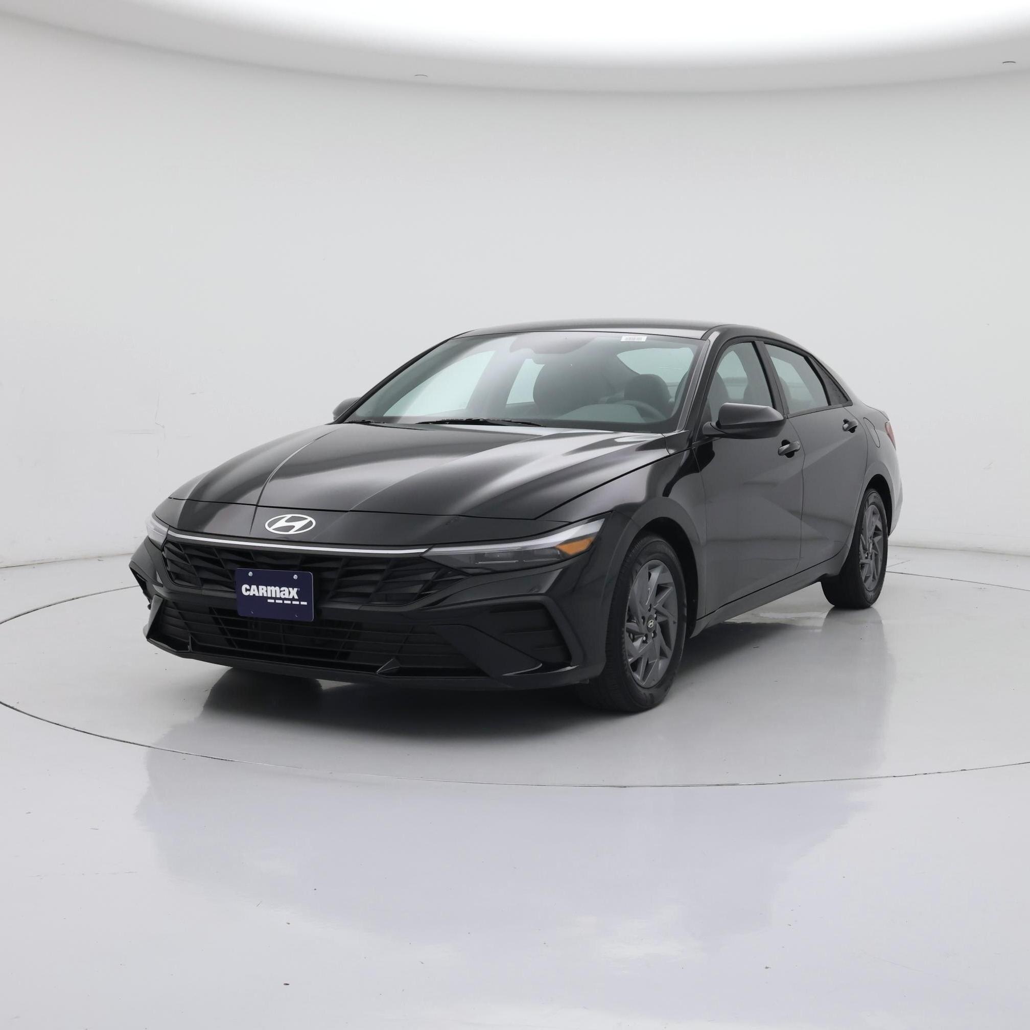 Thumbnail: 2025 Hyundai Elantra - 4