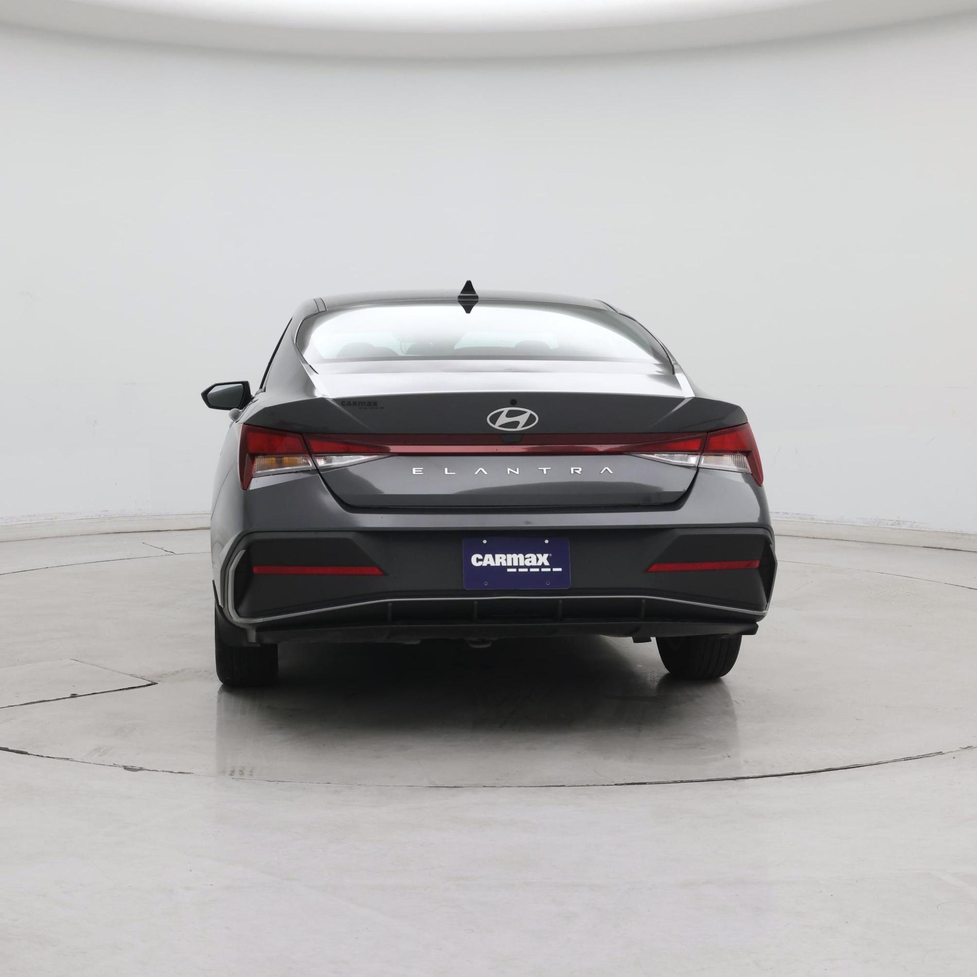 Thumbnail: 2024 Hyundai Elantra - 6