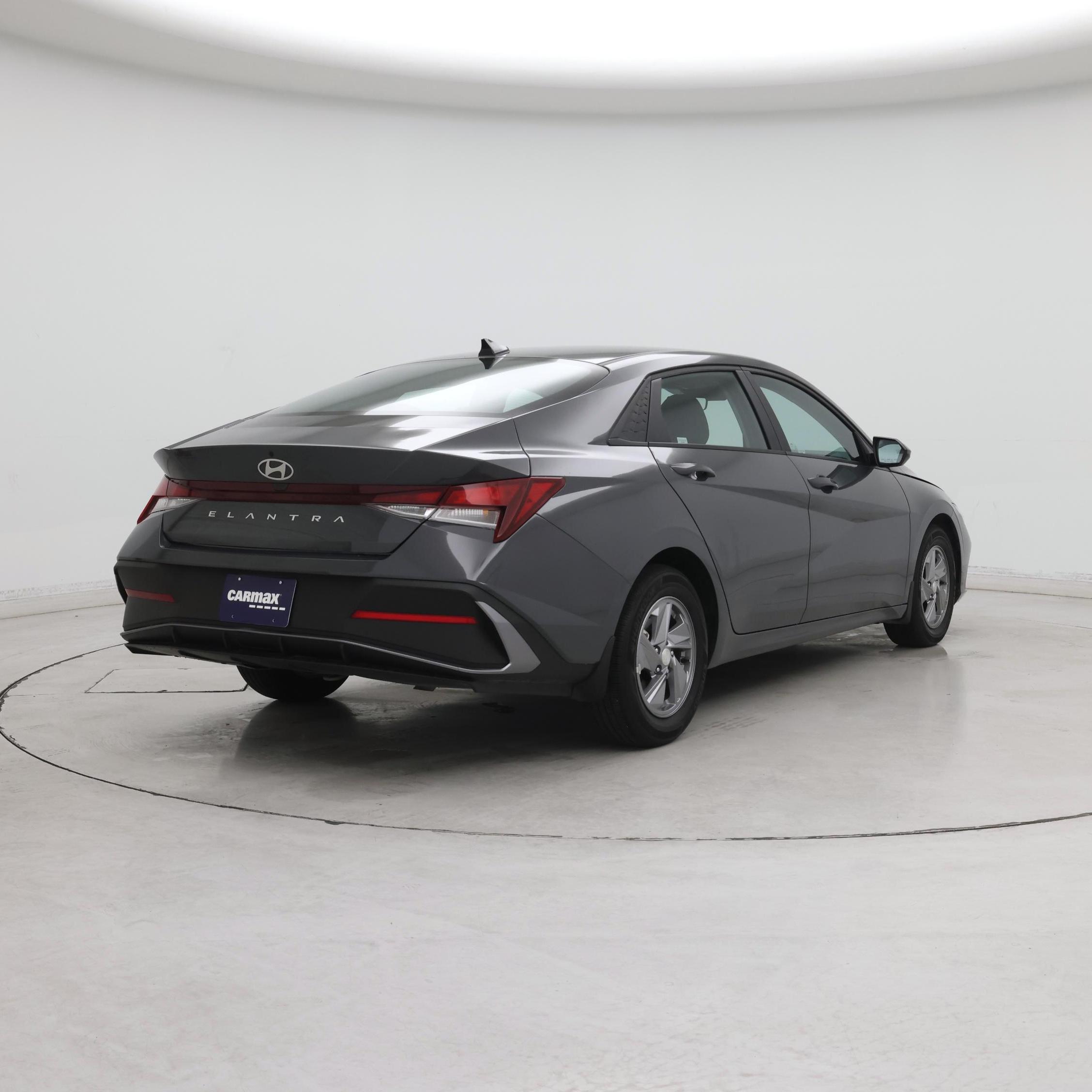 Thumbnail: 2024 Hyundai Elantra - 8