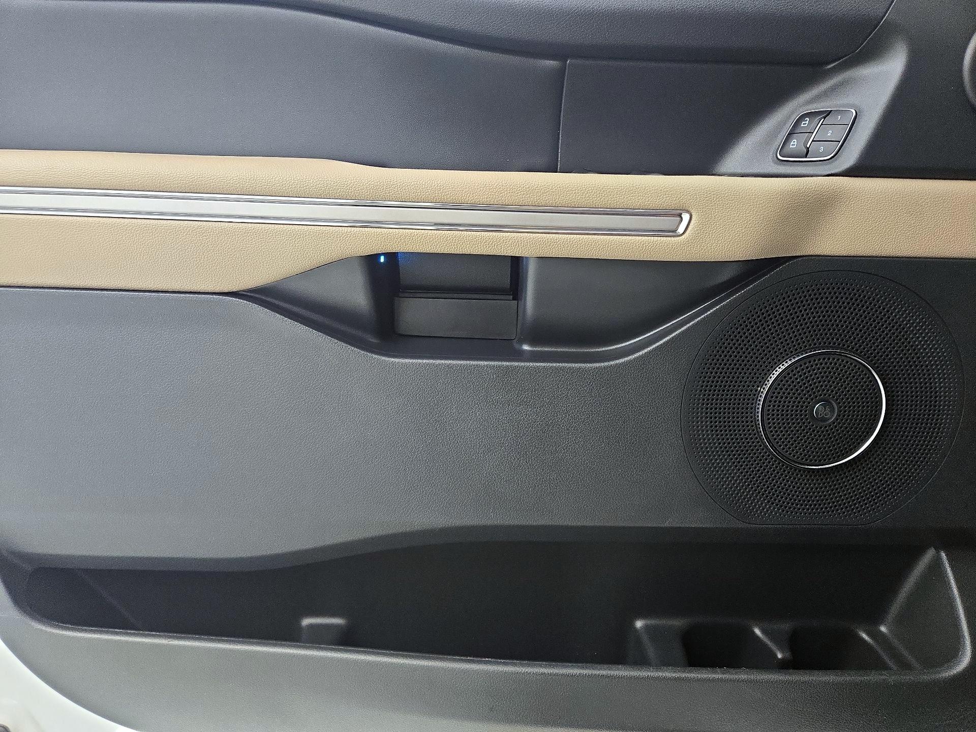 Thumbnail: 2024 Ford Expedition - 12