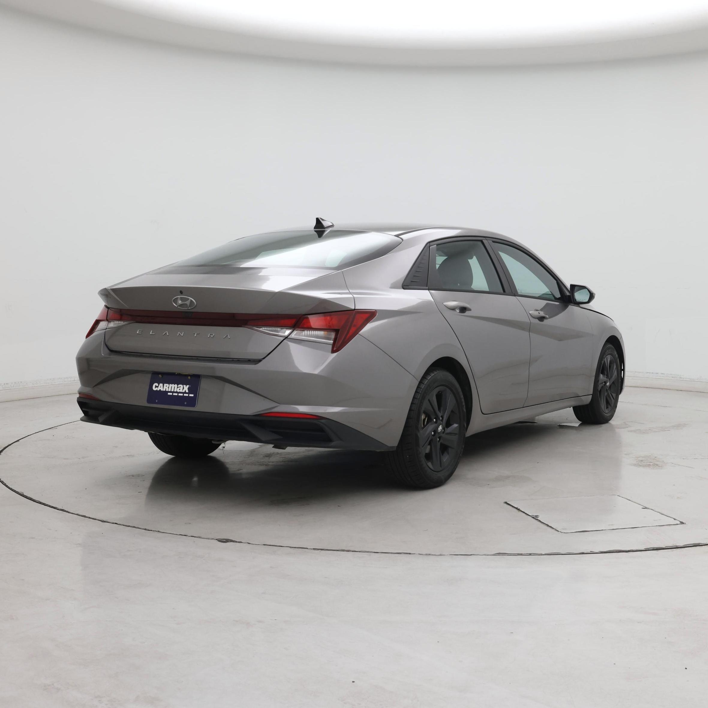 Thumbnail: 2023 Hyundai Elantra - 8