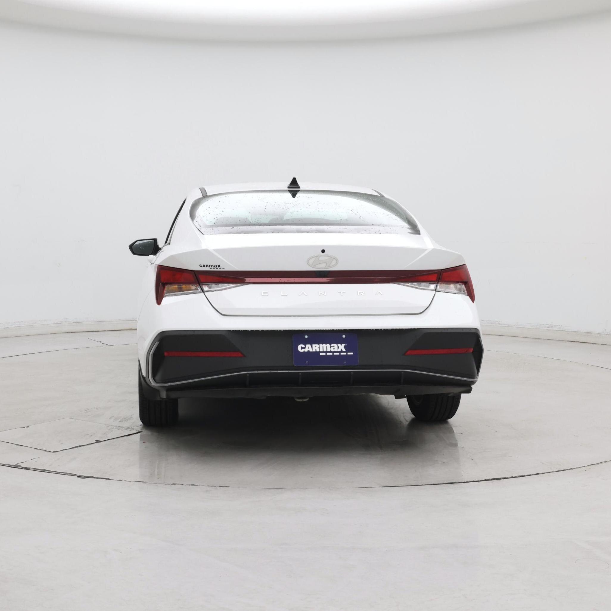 Thumbnail: 2024 Hyundai Elantra - 6