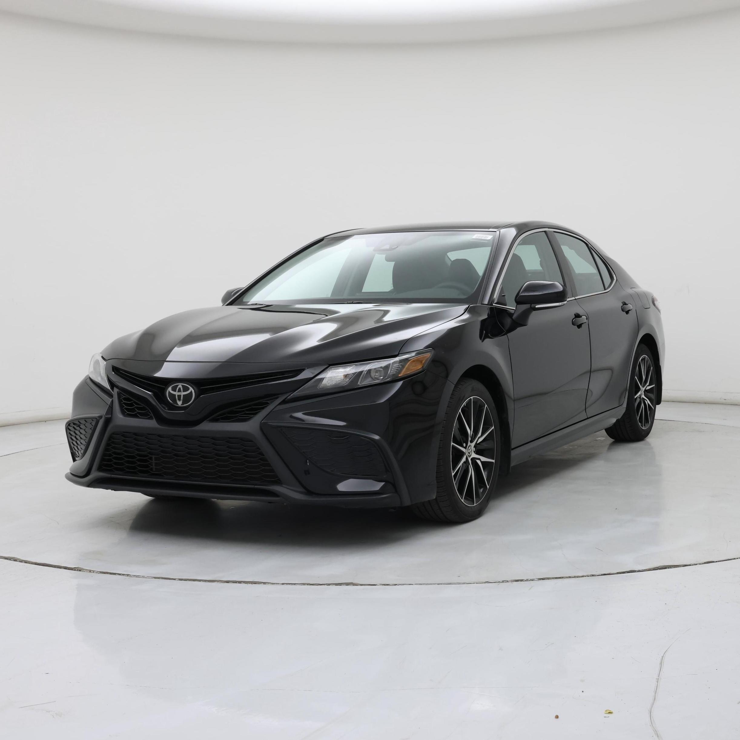 Thumbnail: 2023 Toyota Camry - 4