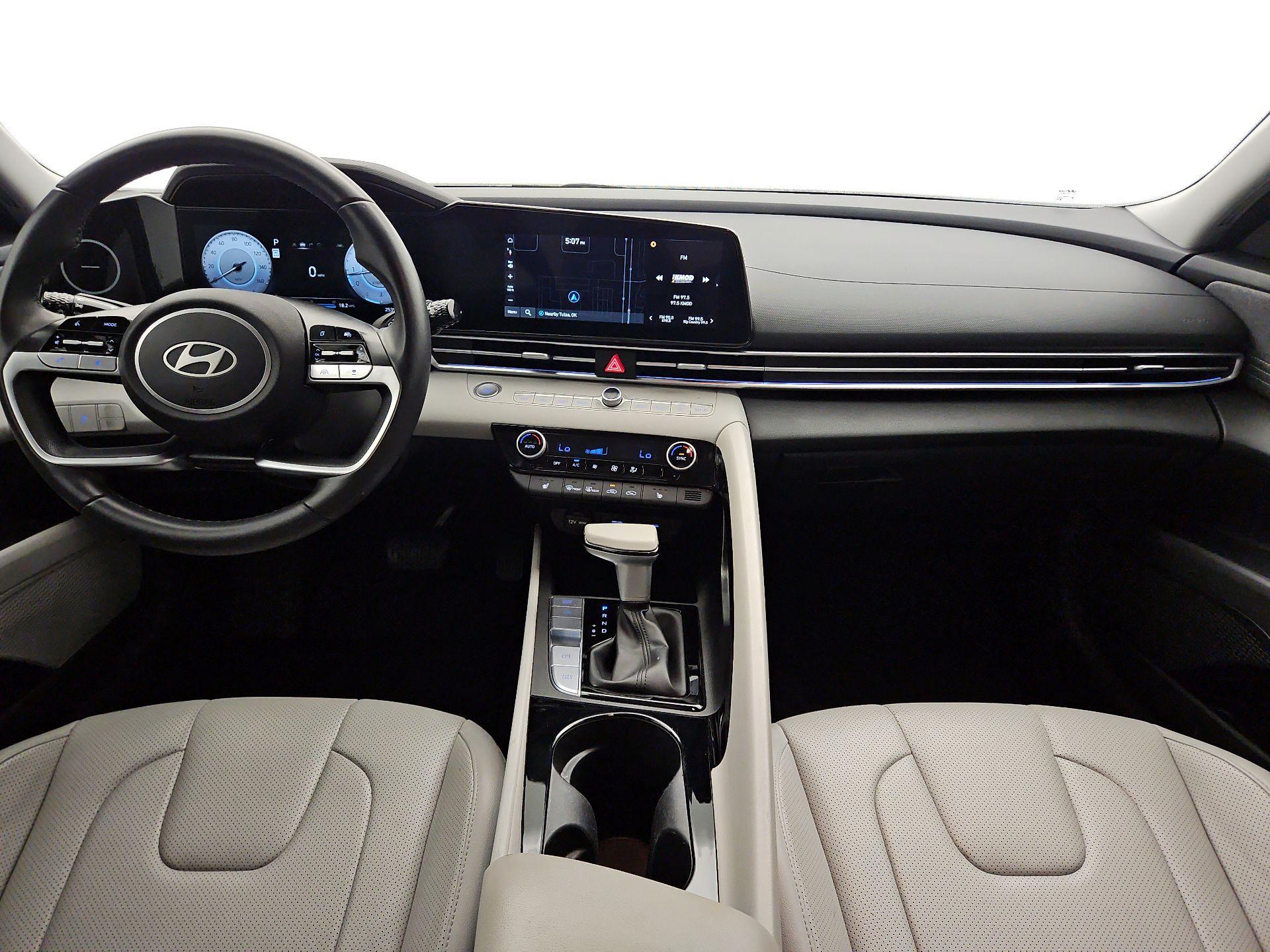 Thumbnail: 2025 Hyundai Elantra - 9