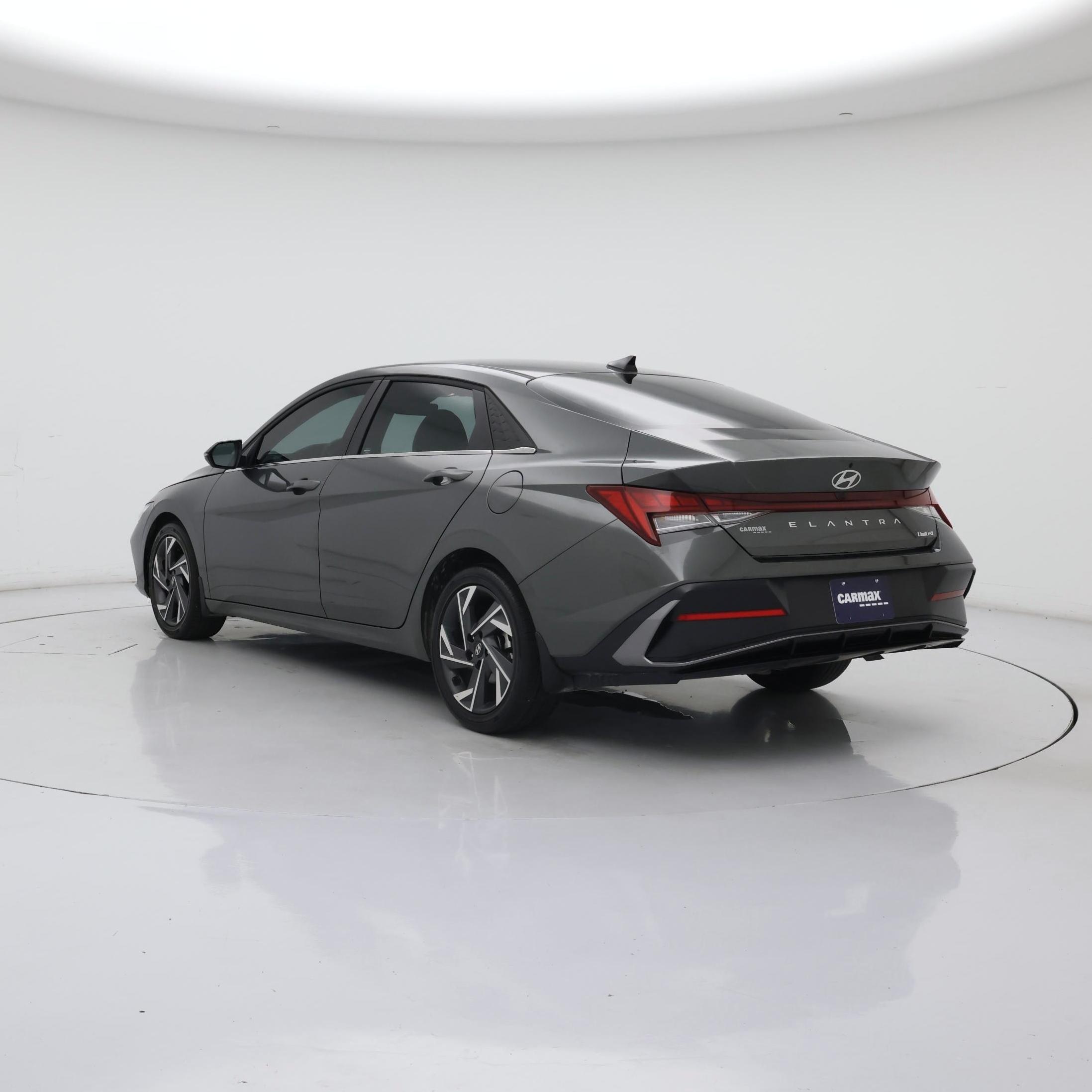 Thumbnail: 2025 Hyundai Elantra - 2