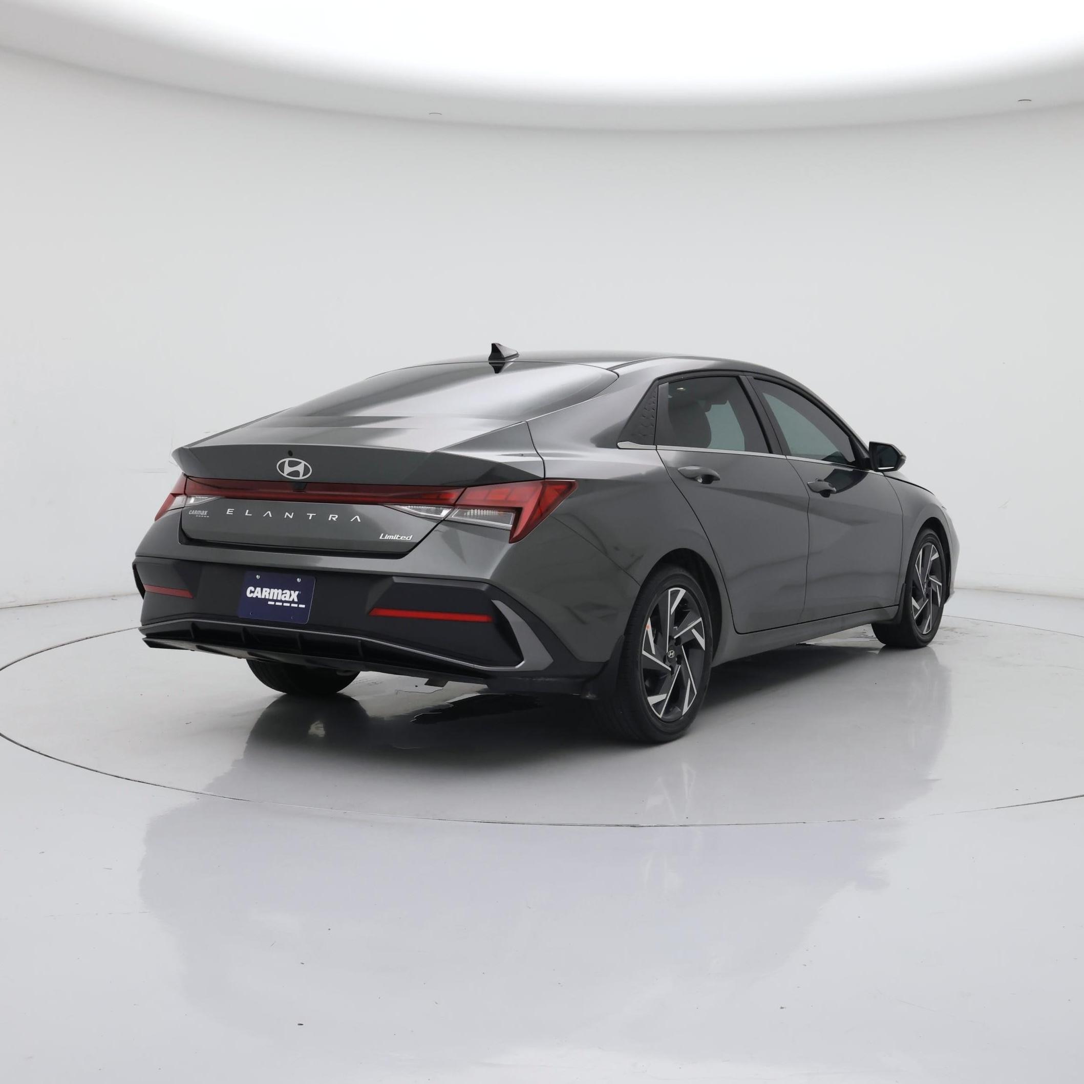 Thumbnail: 2025 Hyundai Elantra - 8