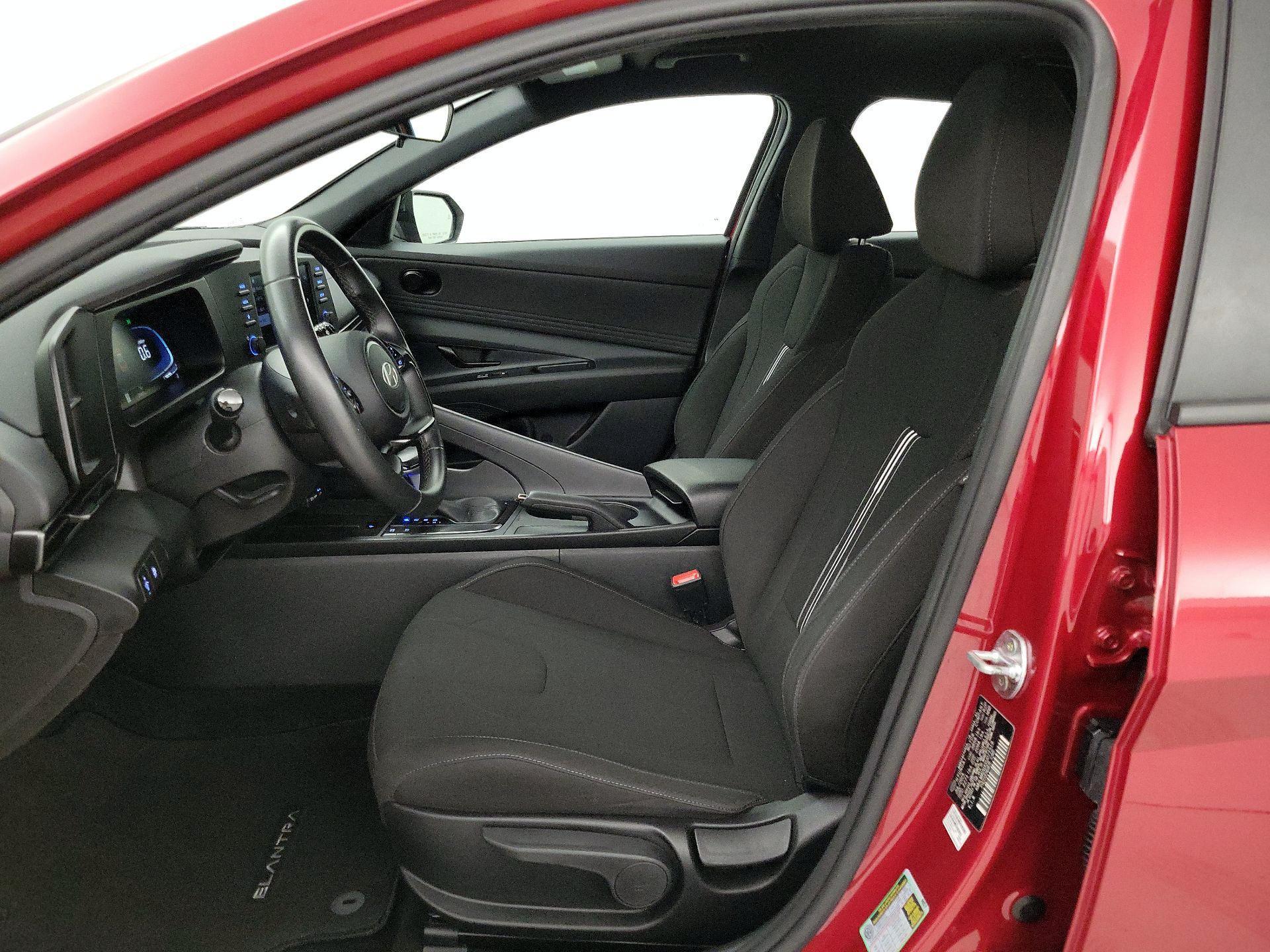 Thumbnail: 2025 Hyundai Elantra - 11