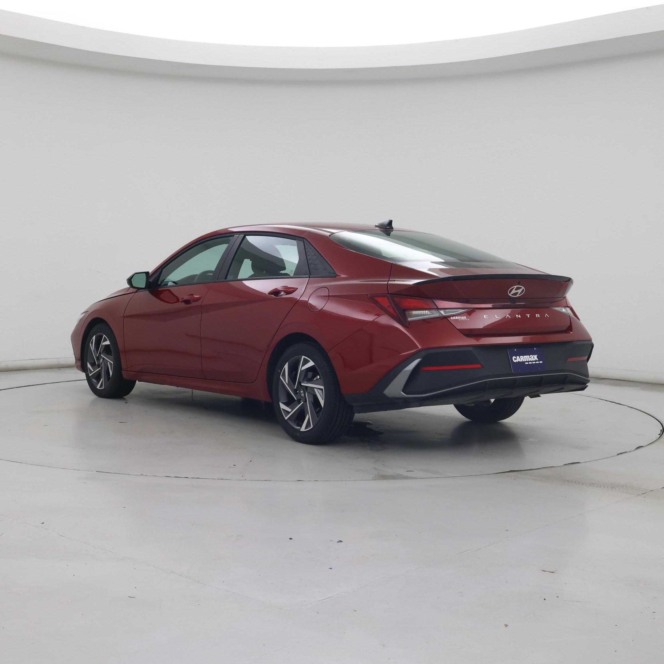 Thumbnail: 2025 Hyundai Elantra - 2