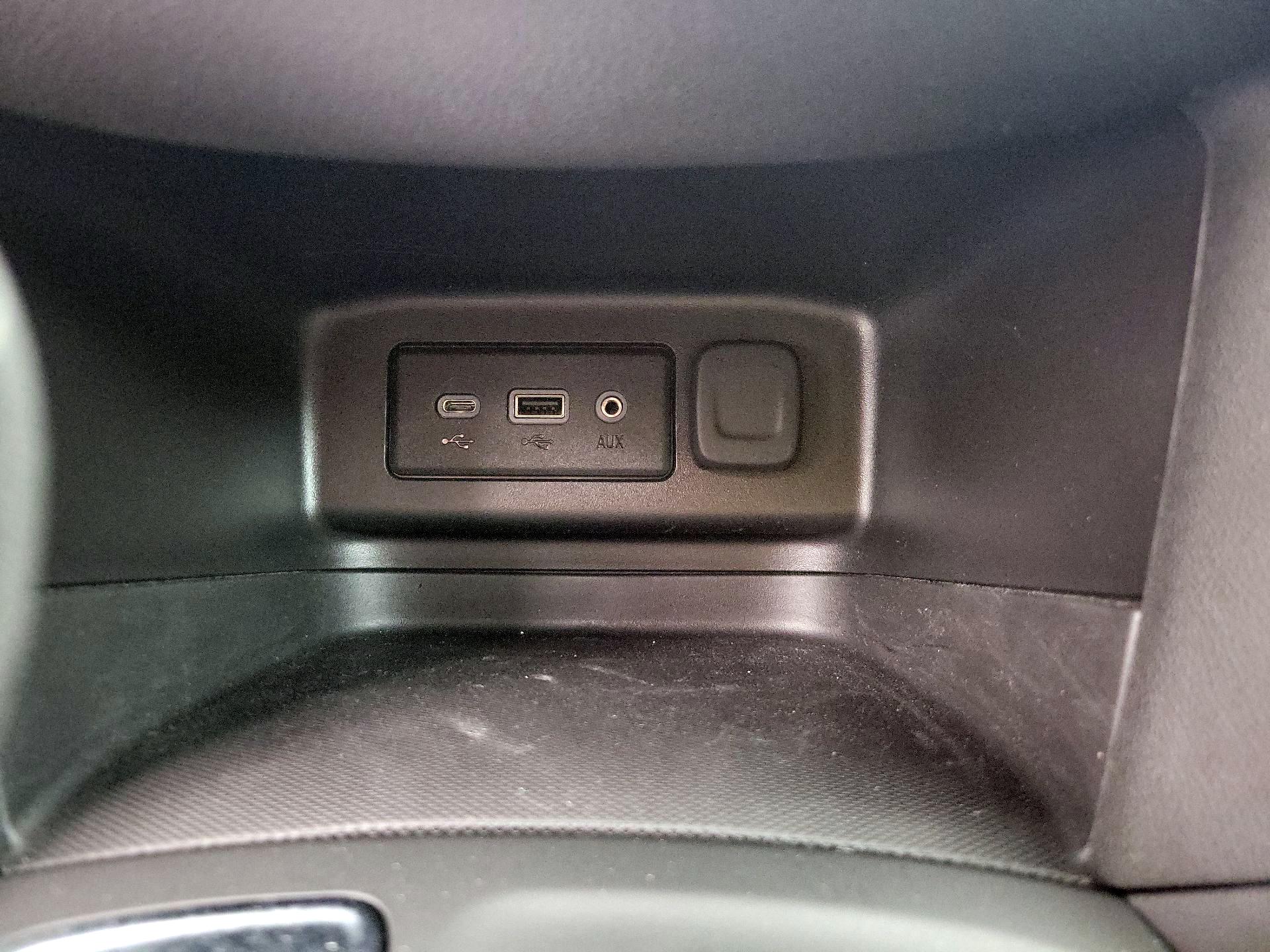 Thumbnail: 2024 Chevrolet Equinox - 18