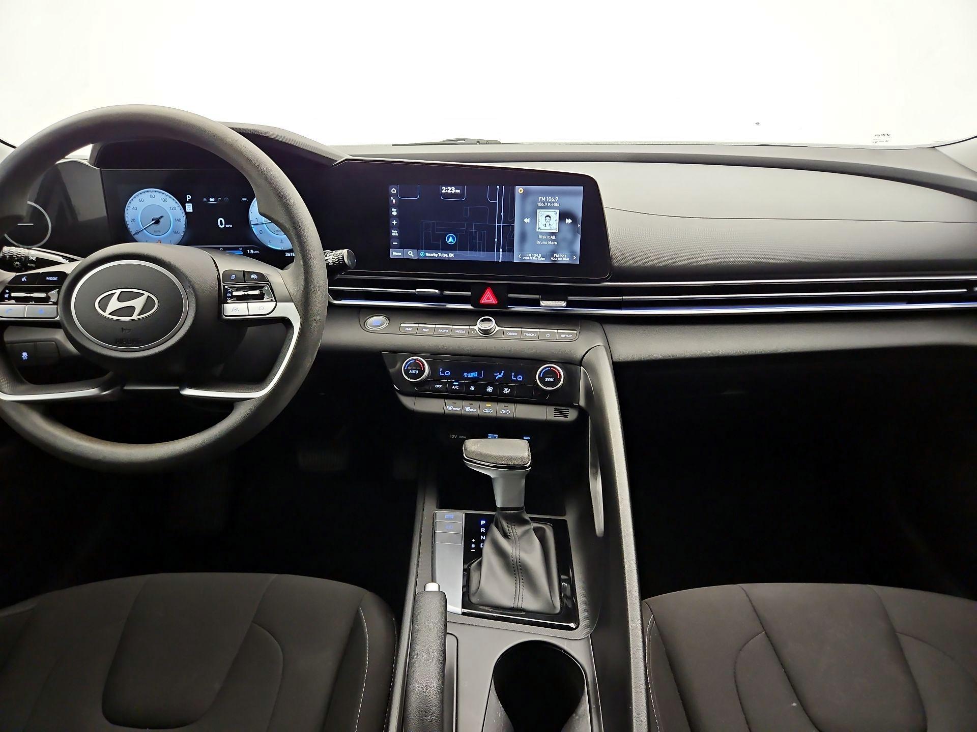 Thumbnail: 2024 Hyundai Elantra - 9