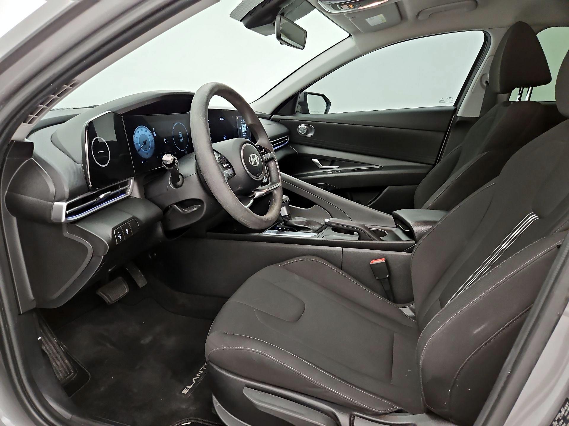 Thumbnail: 2024 Hyundai Elantra - 11