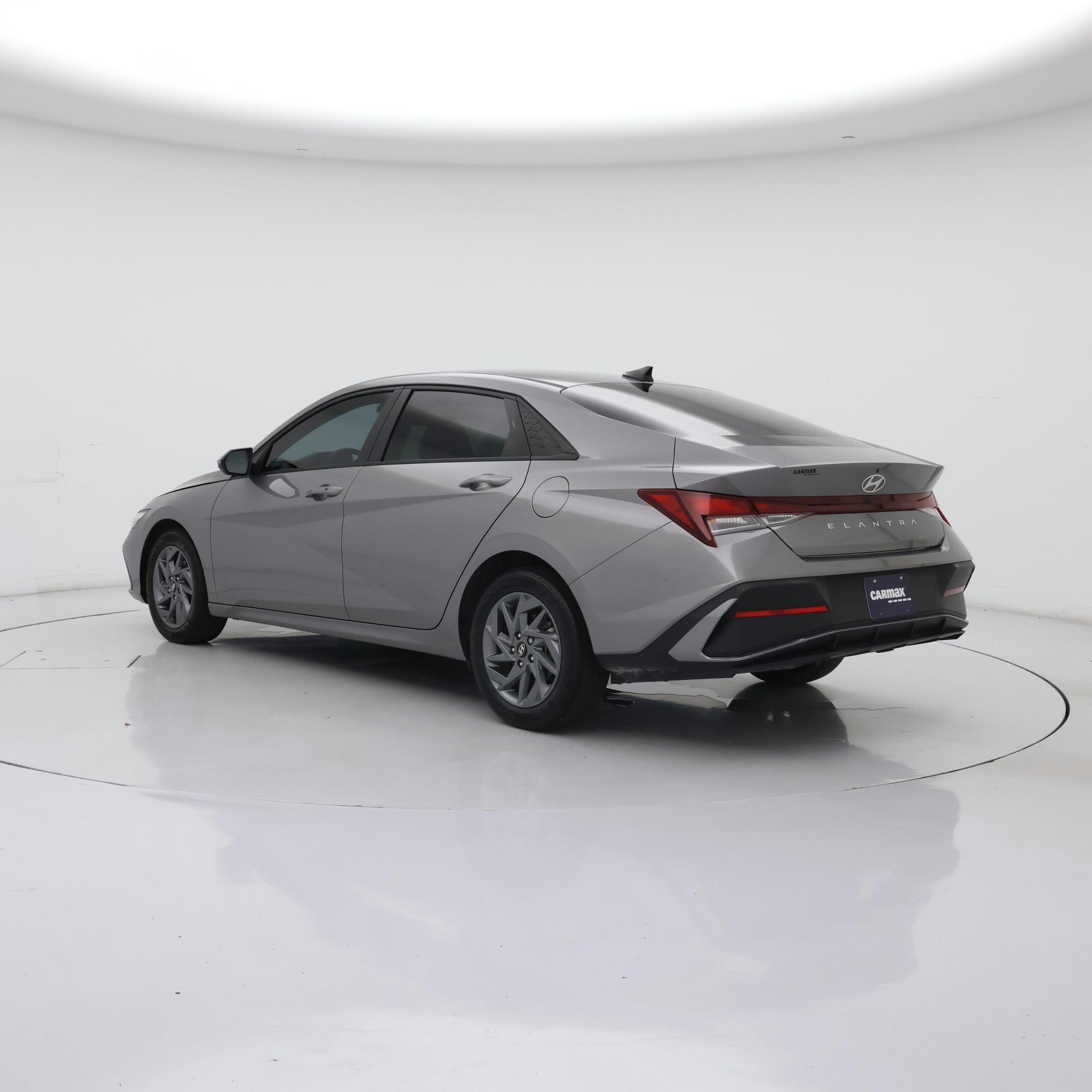 Thumbnail: 2024 Hyundai Elantra - 2