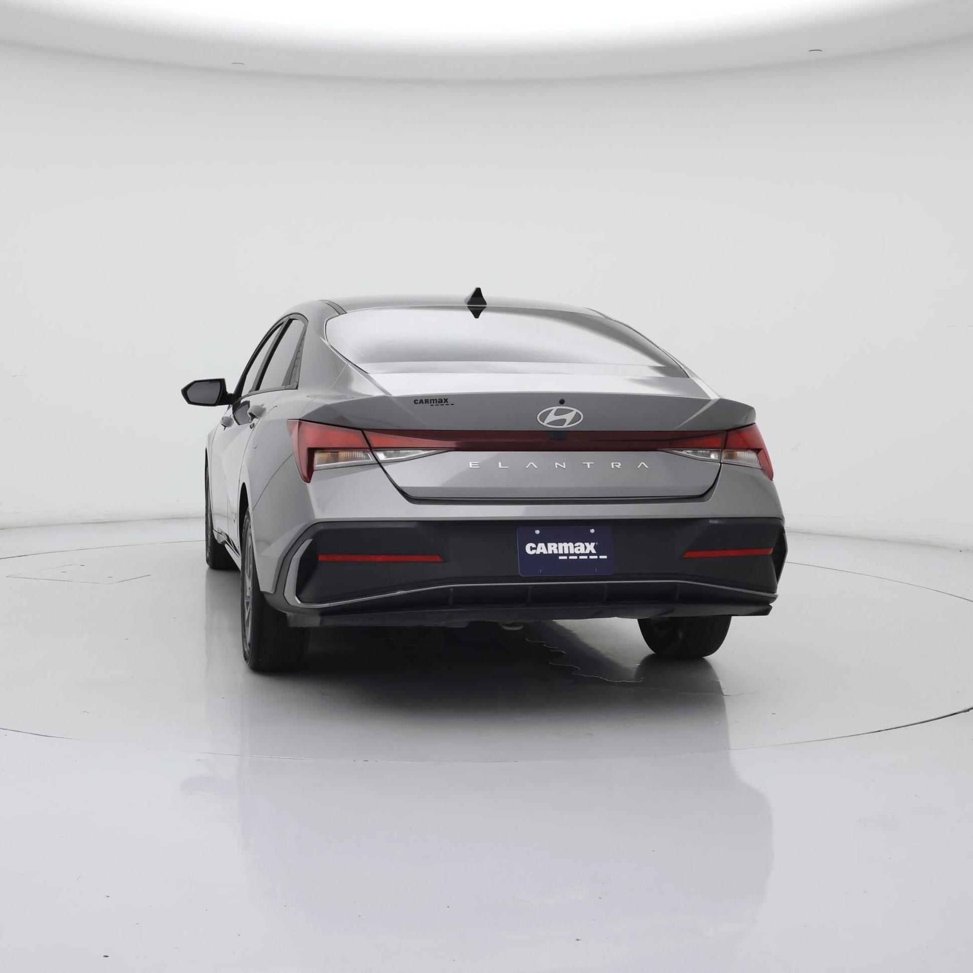 Thumbnail: 2024 Hyundai Elantra - 6