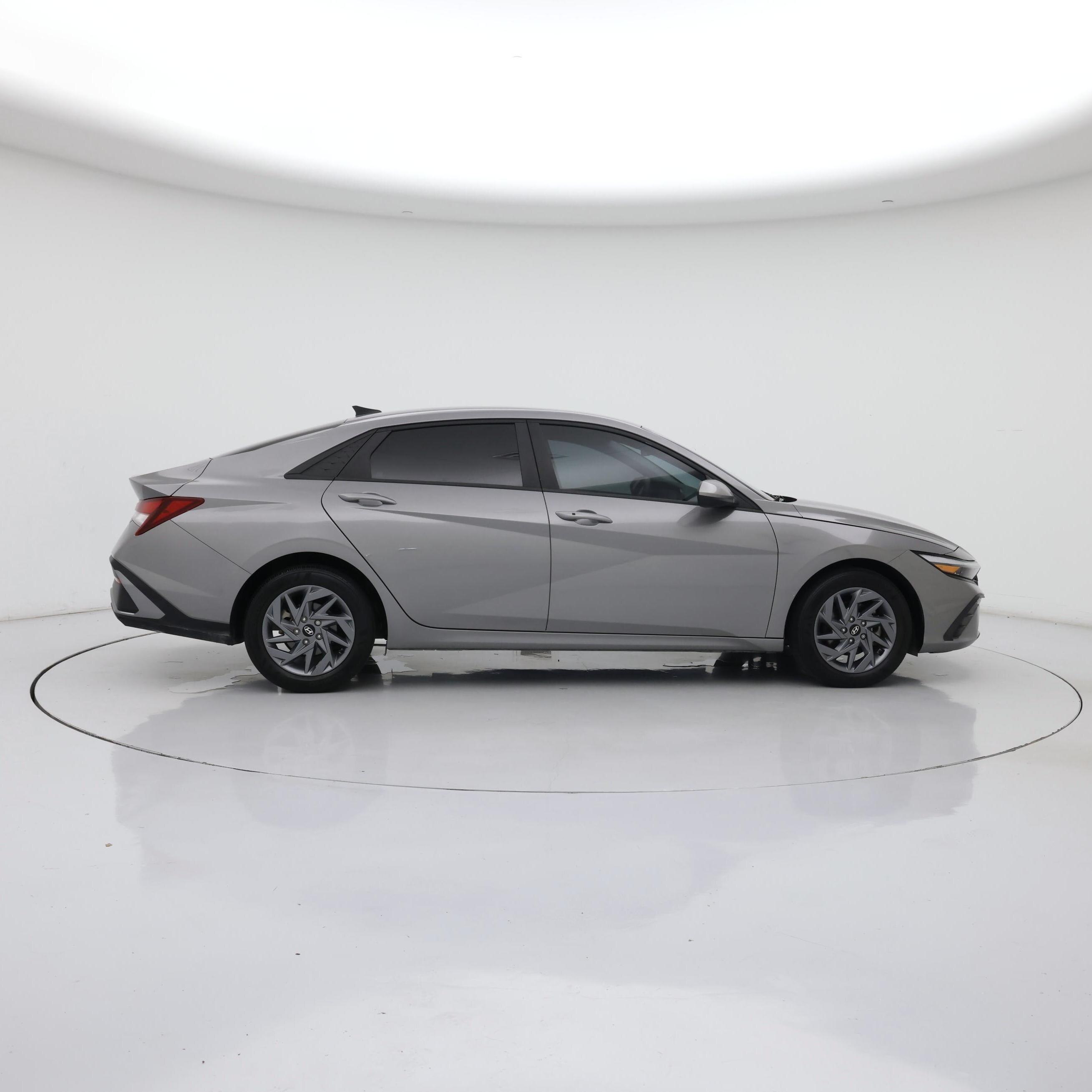 Thumbnail: 2024 Hyundai Elantra - 7