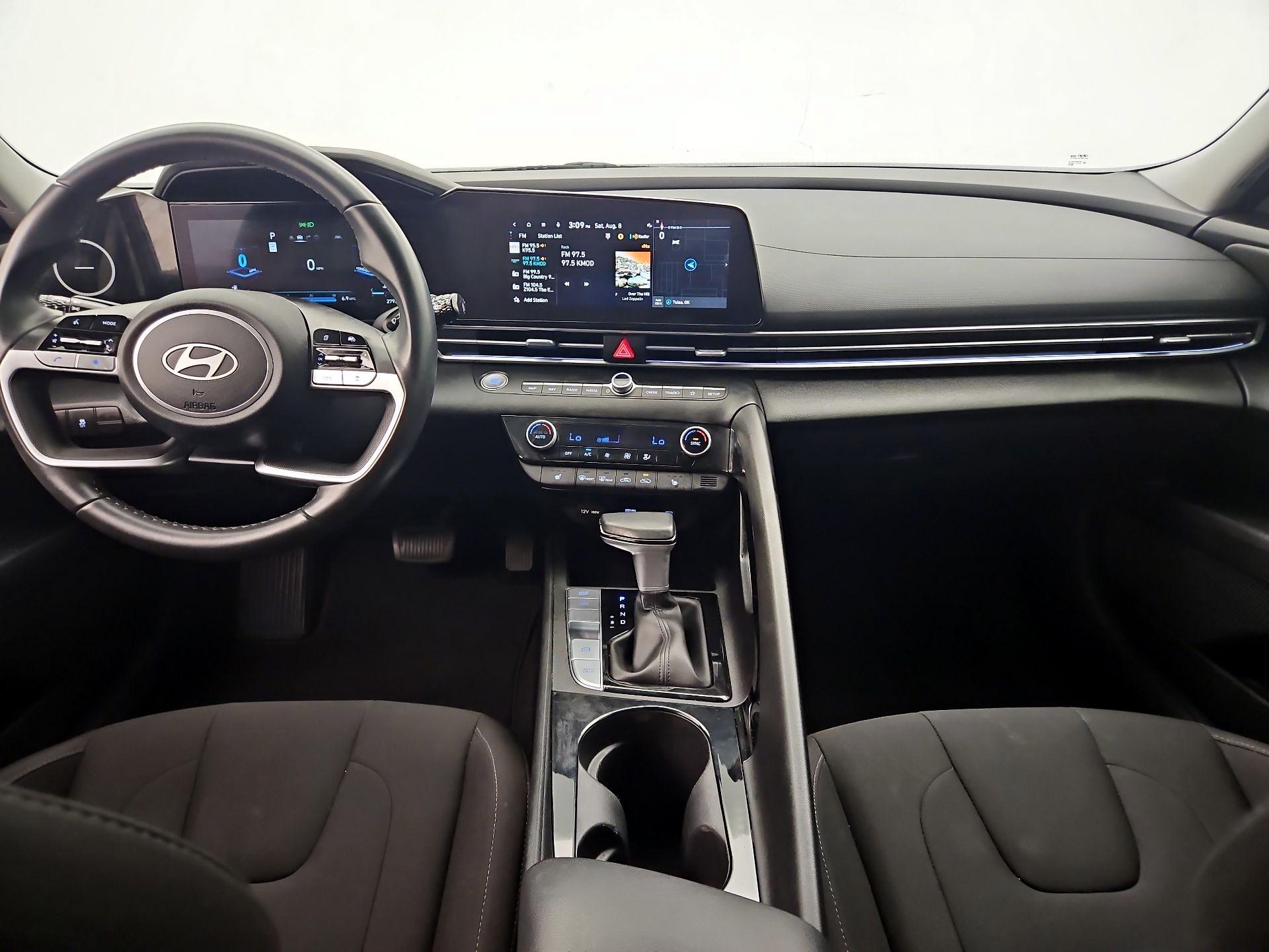 Thumbnail: 2024 Hyundai Elantra - 9