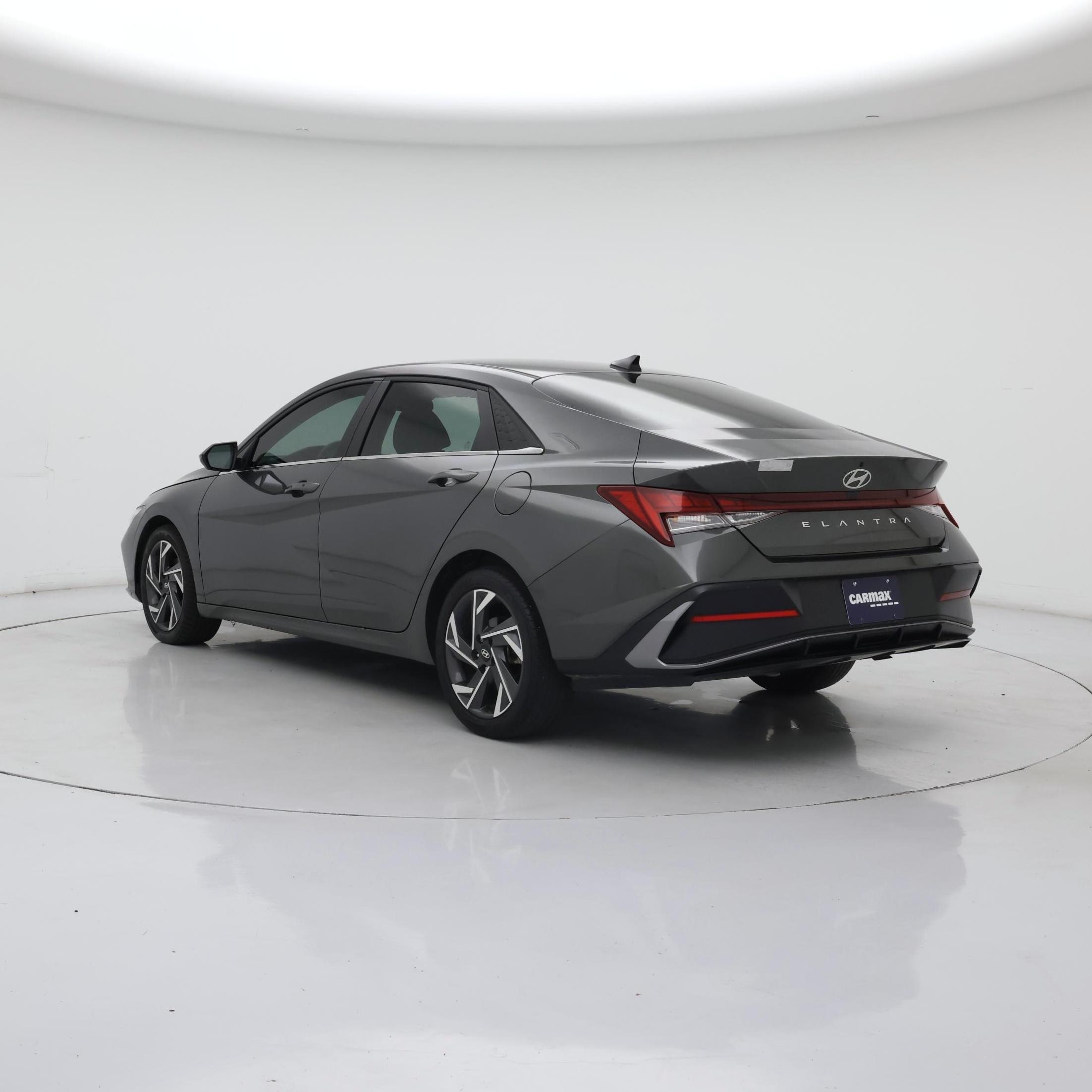 Thumbnail: 2024 Hyundai Elantra - 2