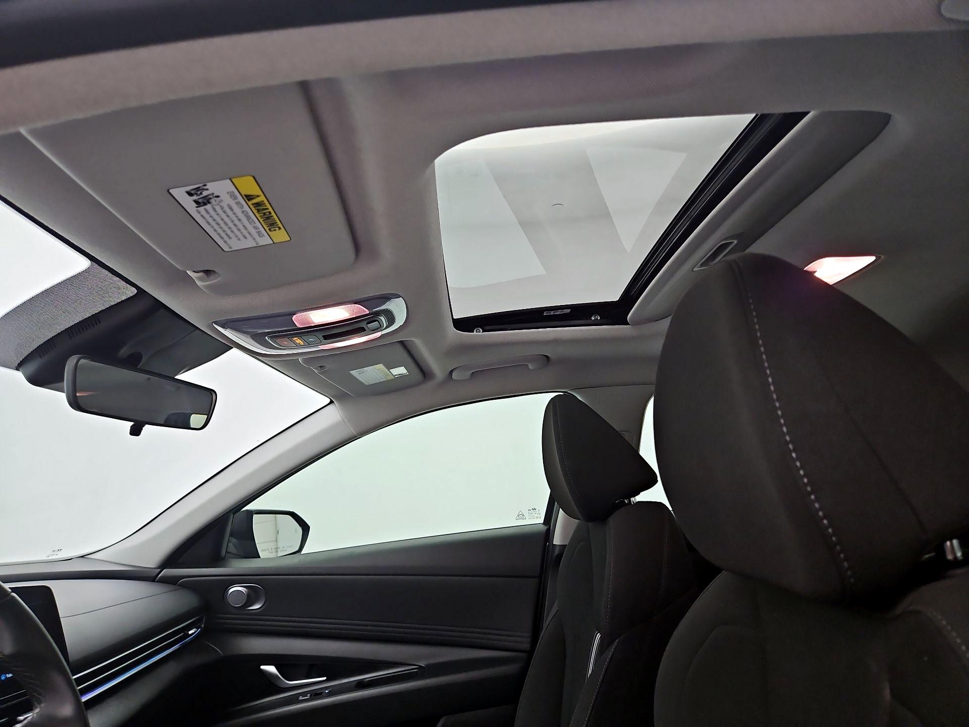 Thumbnail: 2024 Hyundai Elantra - 20
