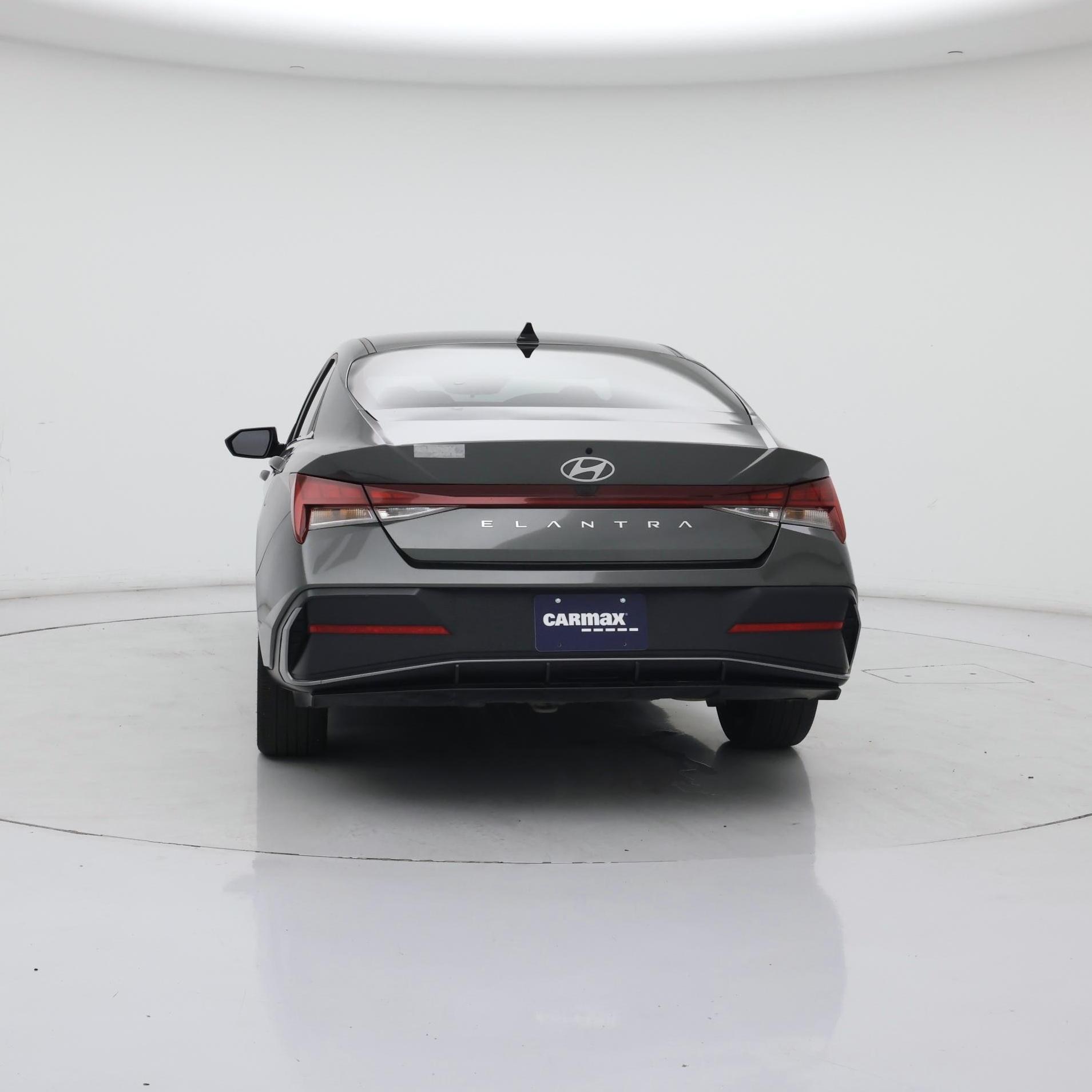Thumbnail: 2024 Hyundai Elantra - 6