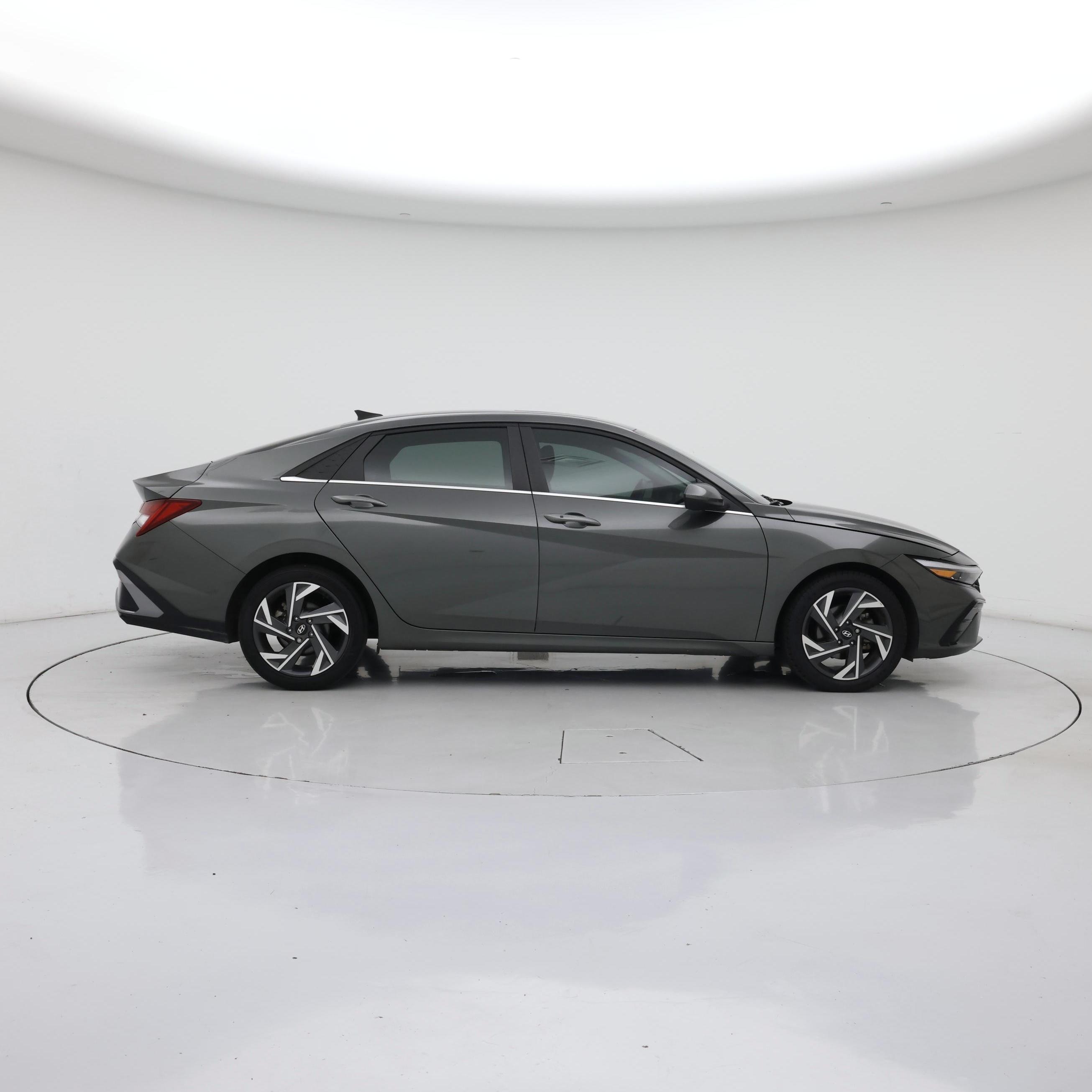 Thumbnail: 2024 Hyundai Elantra - 7