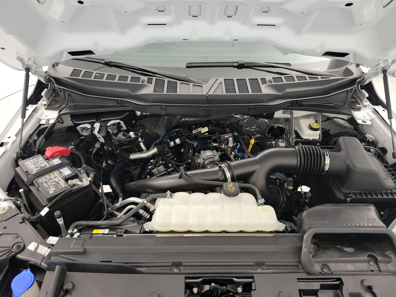 2025 Ford F-150 STX - Photo 22