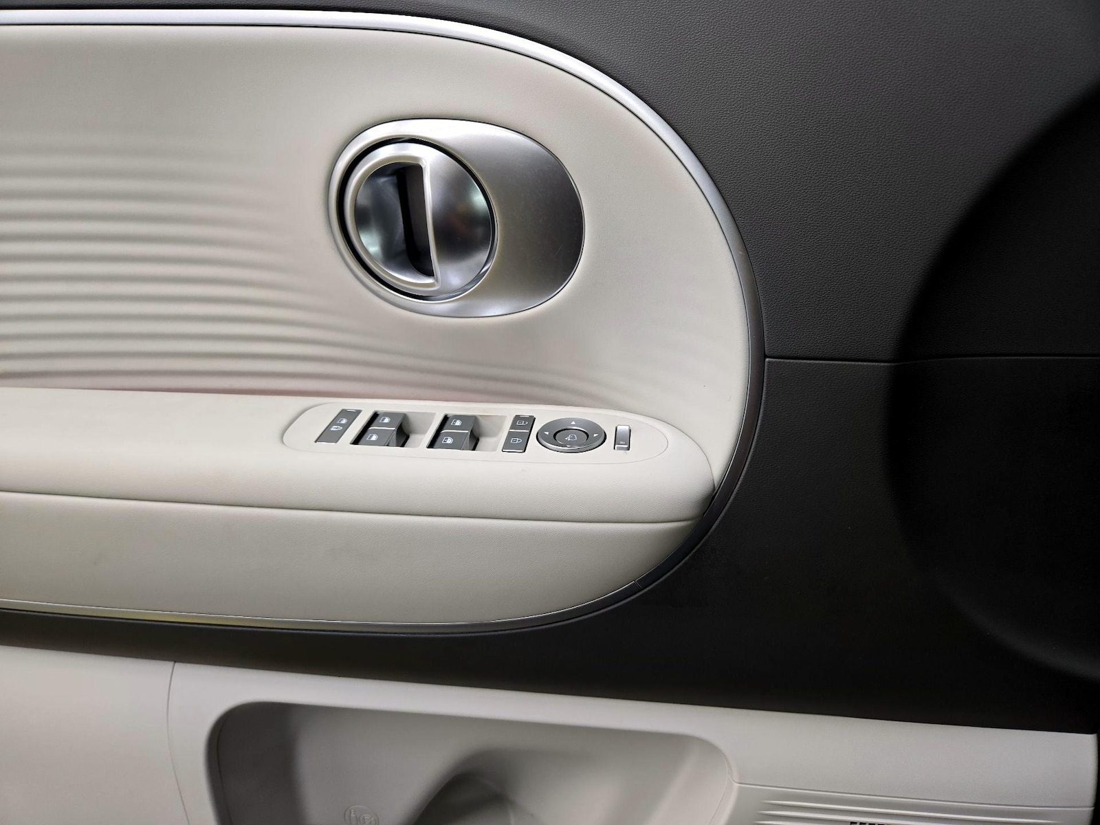 2026 Hyundai IONIQ 9 SEL - Photo 13