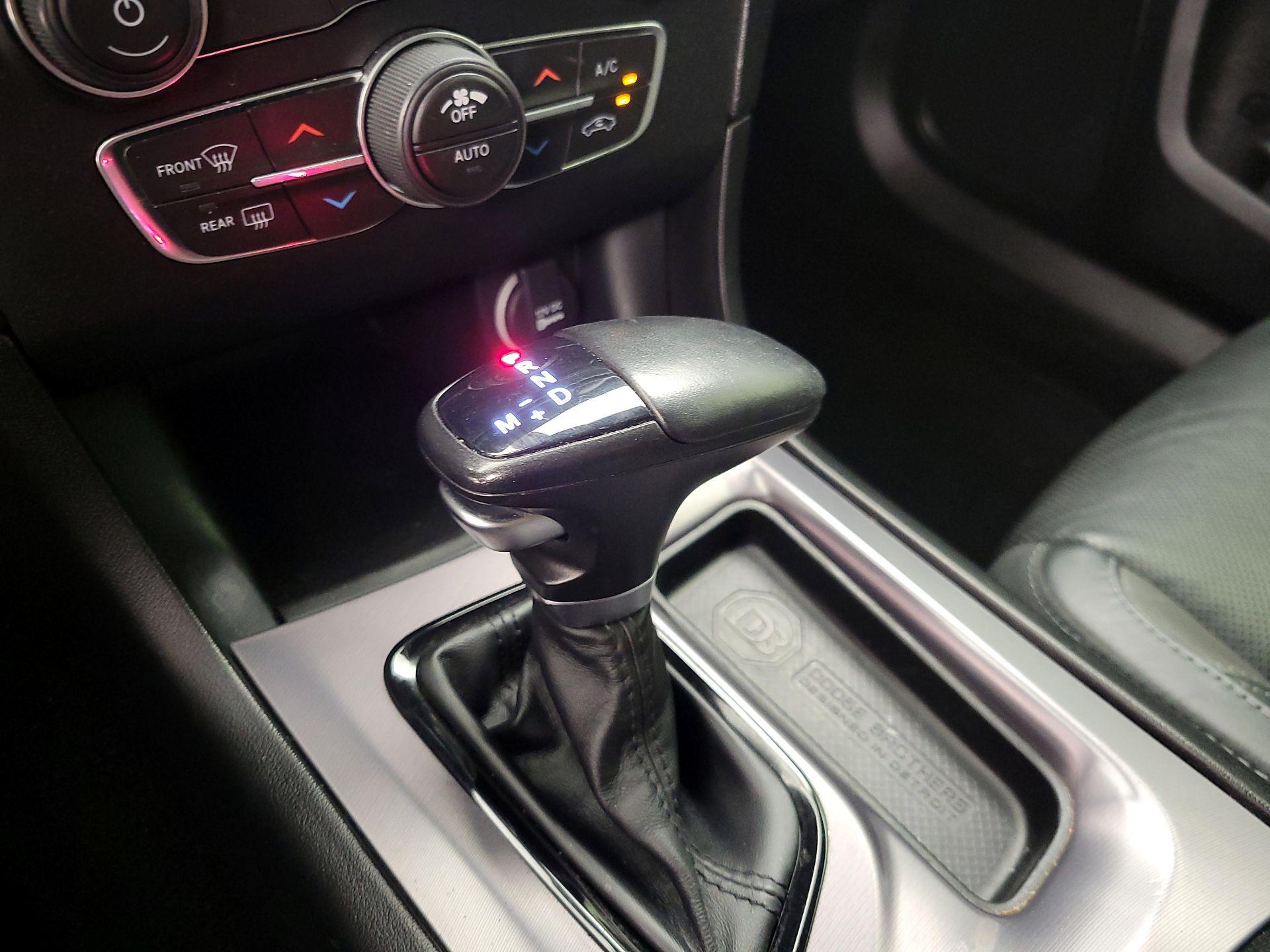 Thumbnail: 2020 Dodge Charger - 17