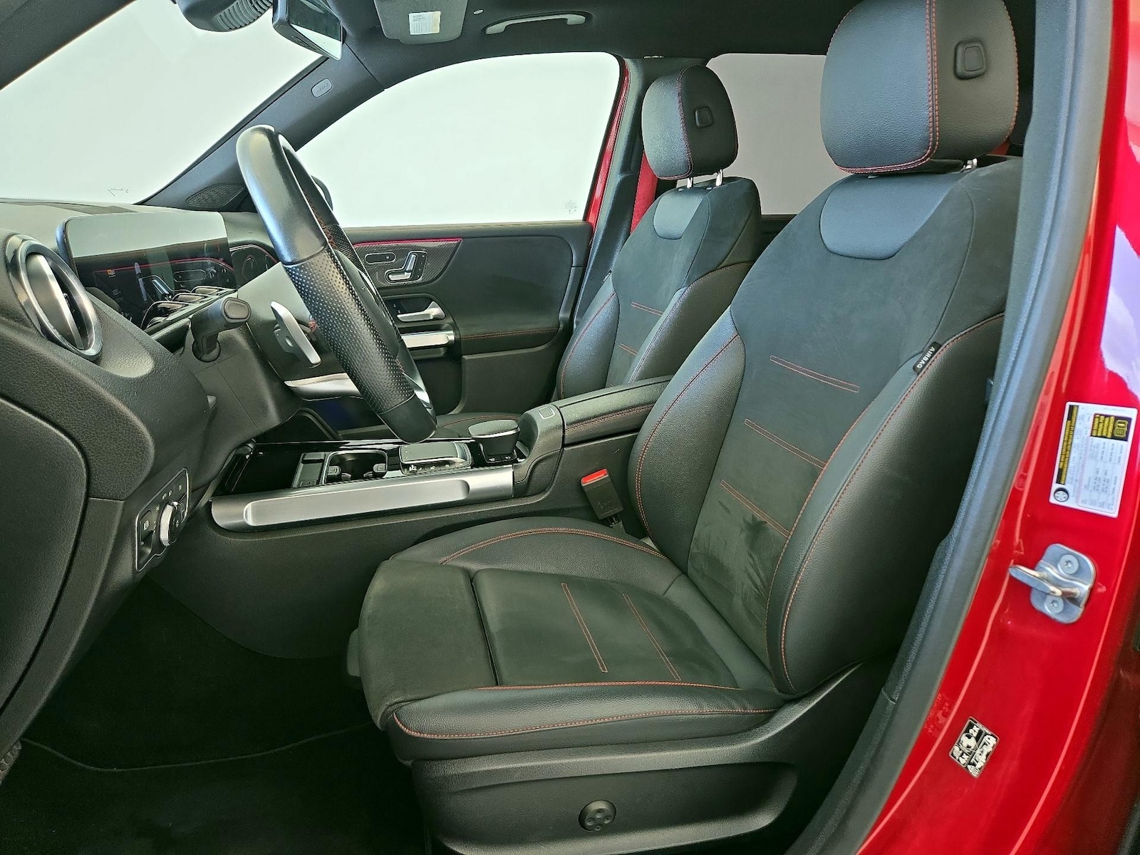 2023 Mercedes-Benz GLB Base - Photo 12