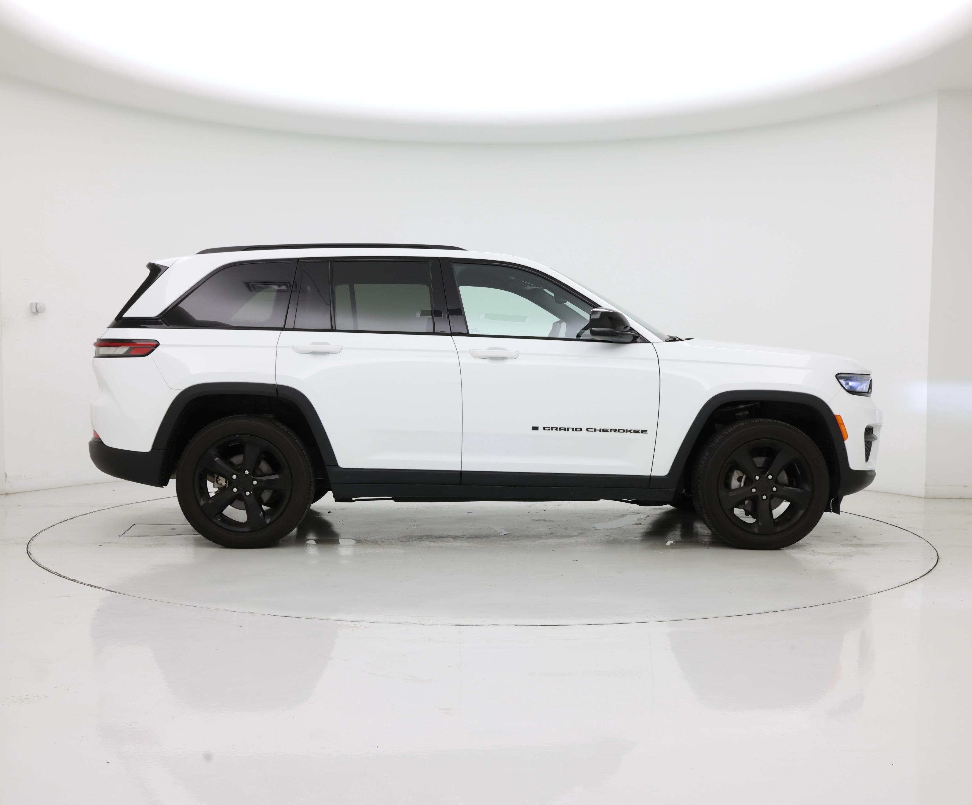 Thumbnail: 2024 Jeep Grand Cherokee - 7