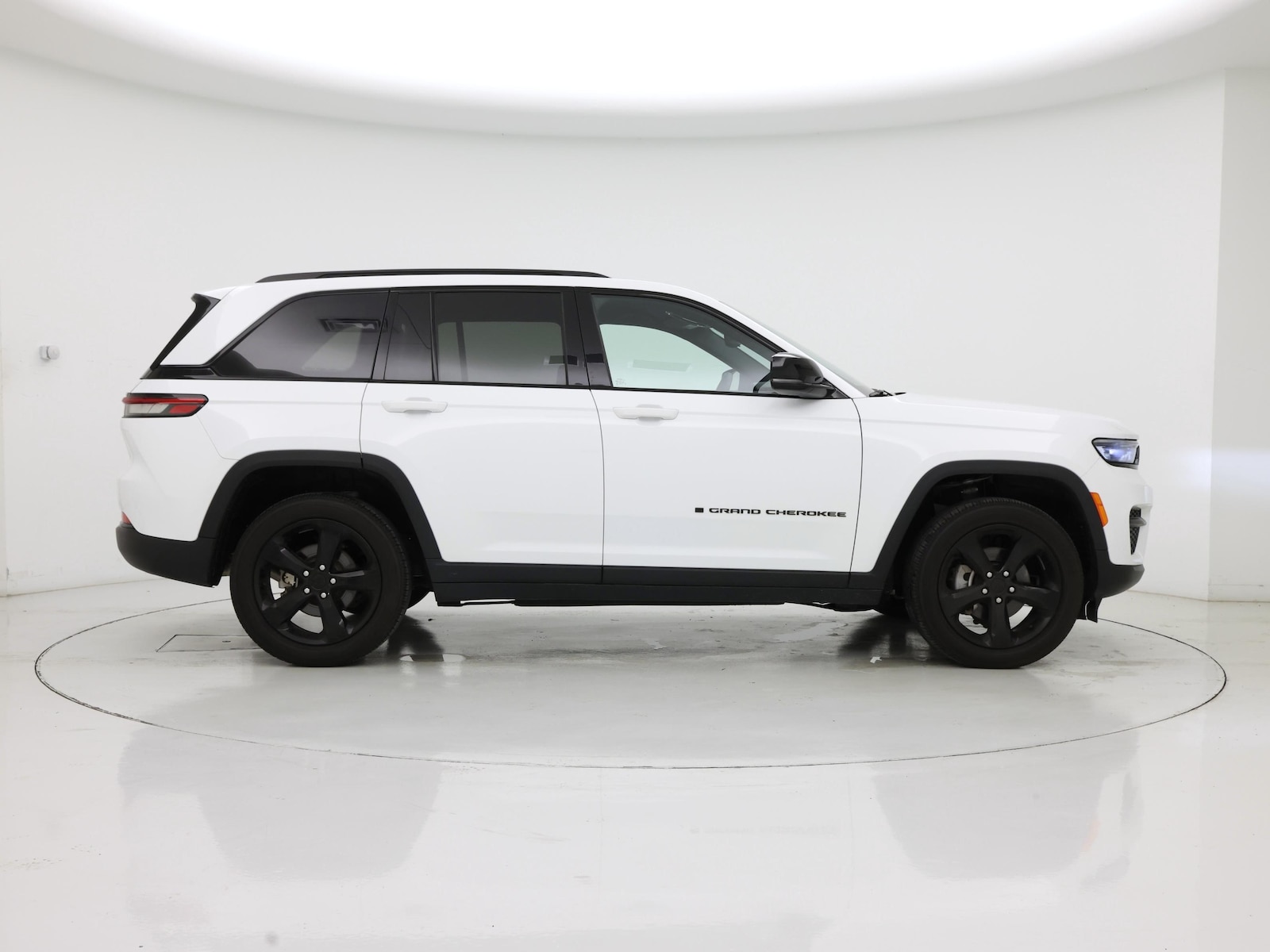 2024 Jeep Grand Cherokee Altitude - Photo 8