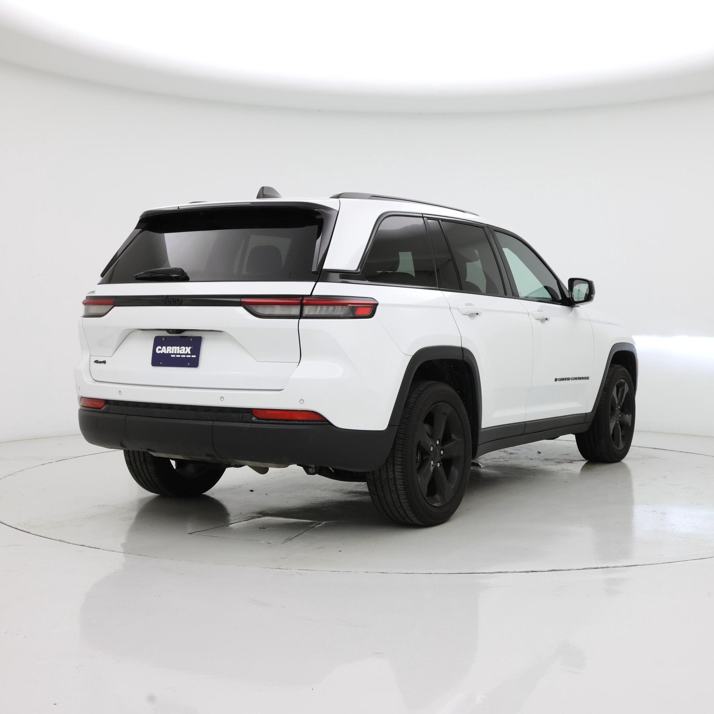 Thumbnail: 2024 Jeep Grand Cherokee - 8