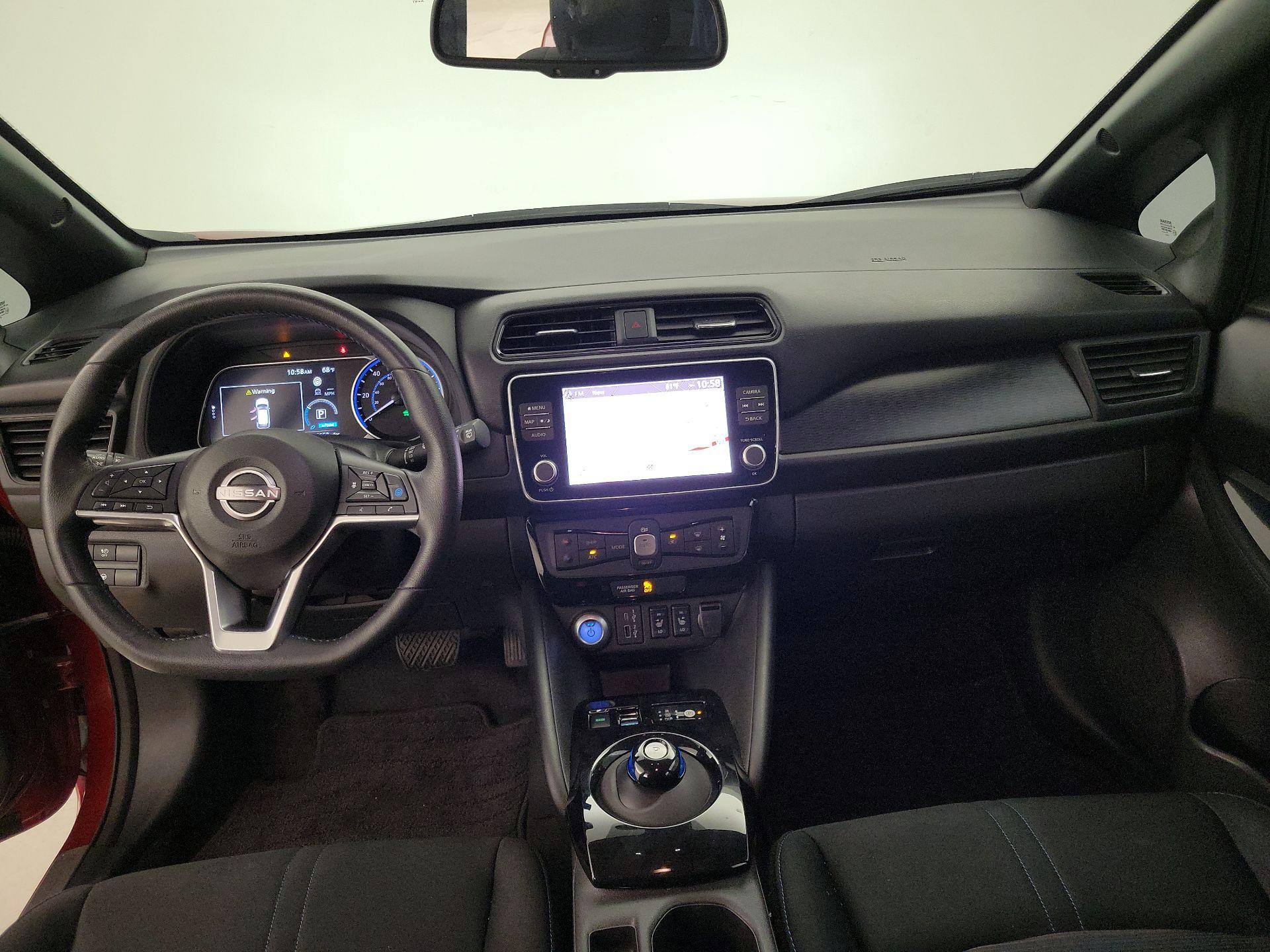 Thumbnail: 2025 Nissan Leaf - 9