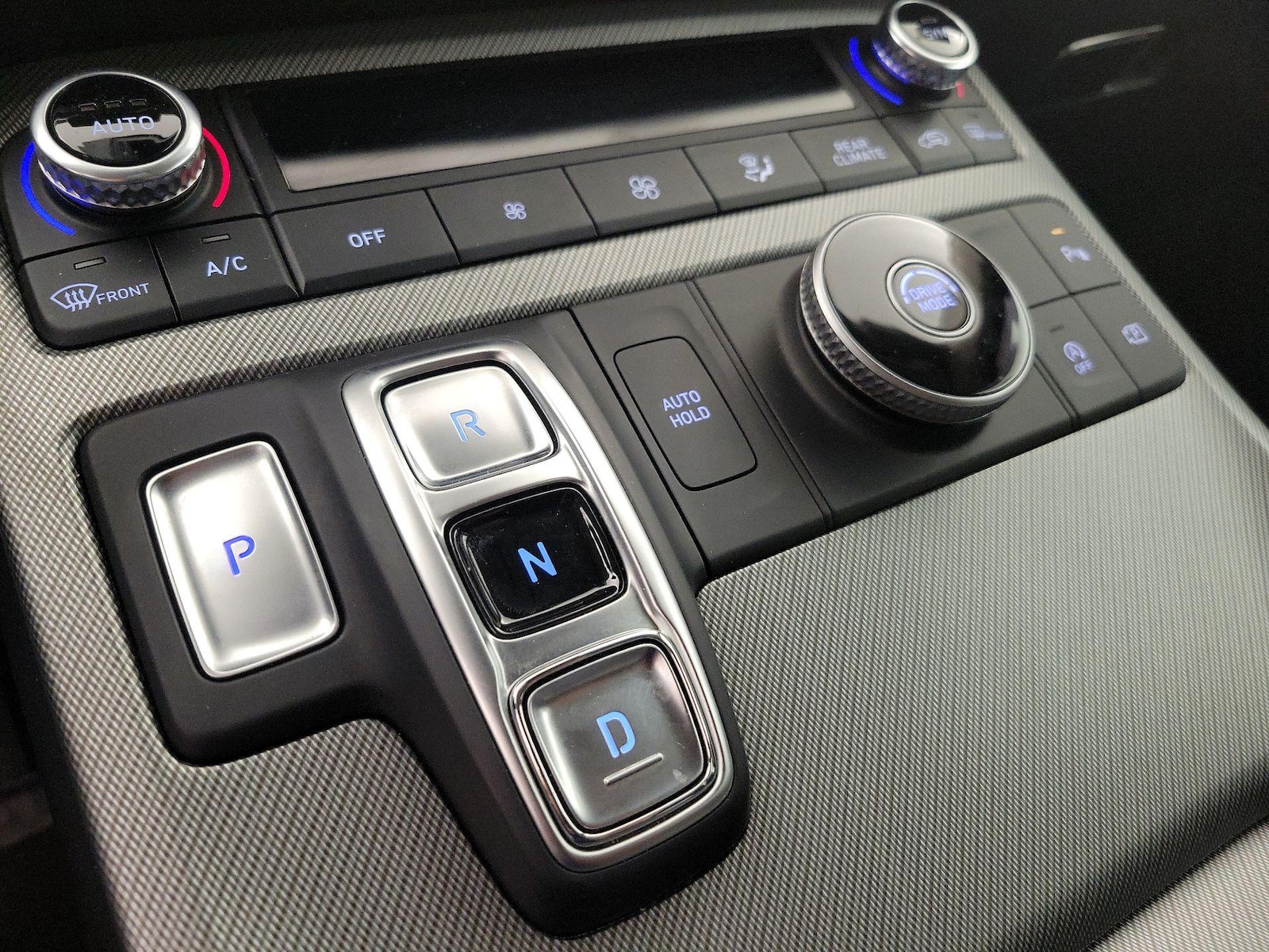 2025 Hyundai Palisade SE - Photo 19
