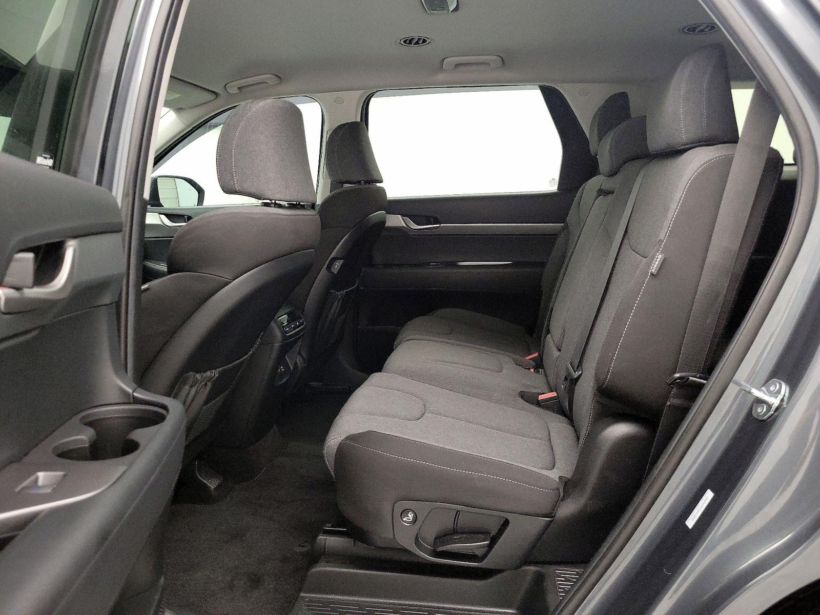 2025 Hyundai Palisade SE - Photo 21