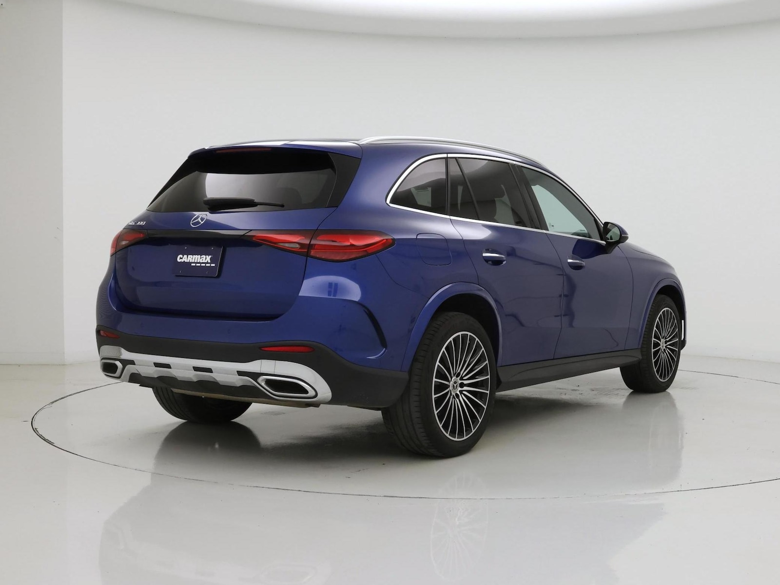 2025 Mercedes-Benz GLC Base - Photo 9