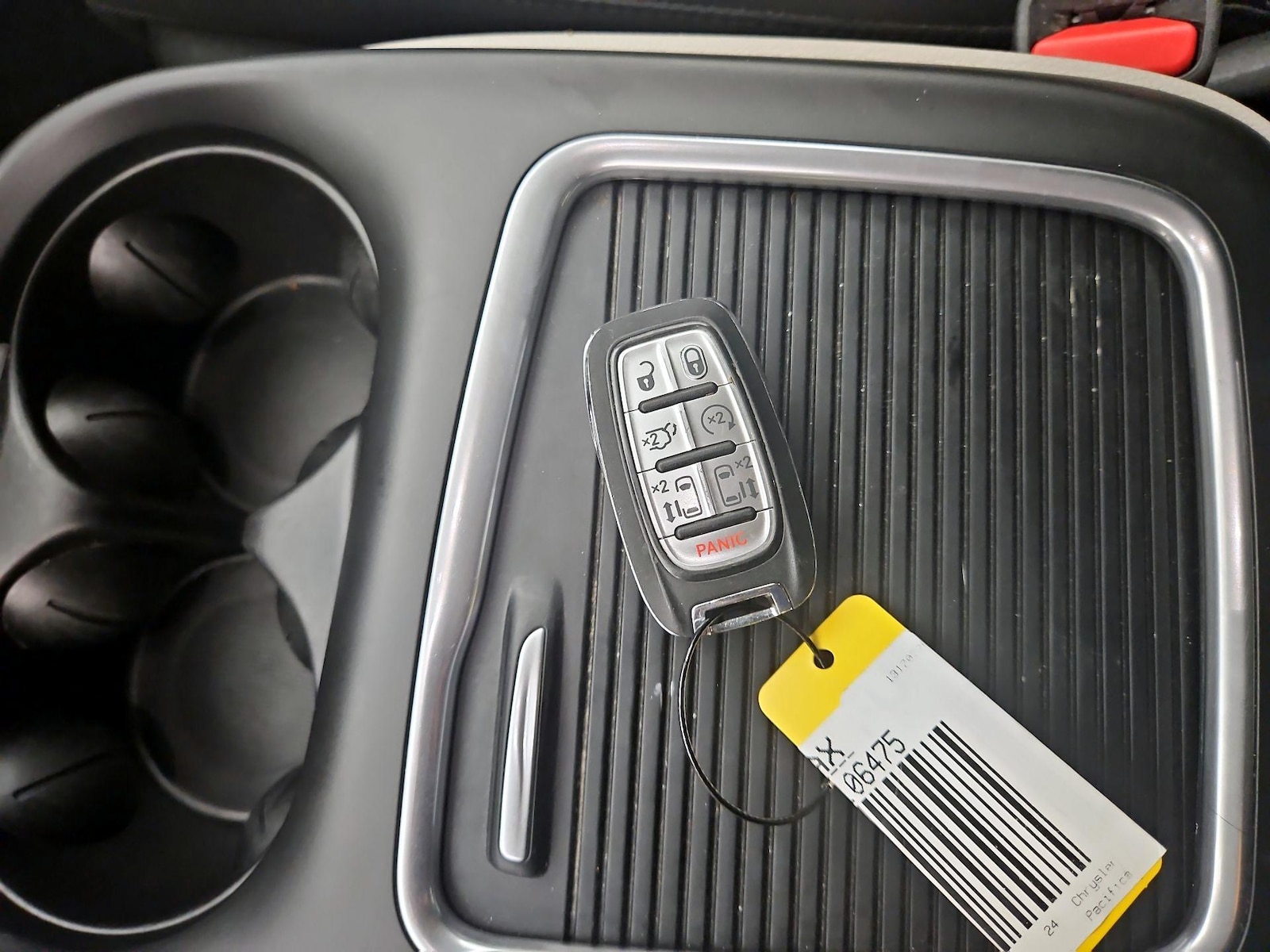 2024 Chrysler Pacifica Touring L - Photo 25