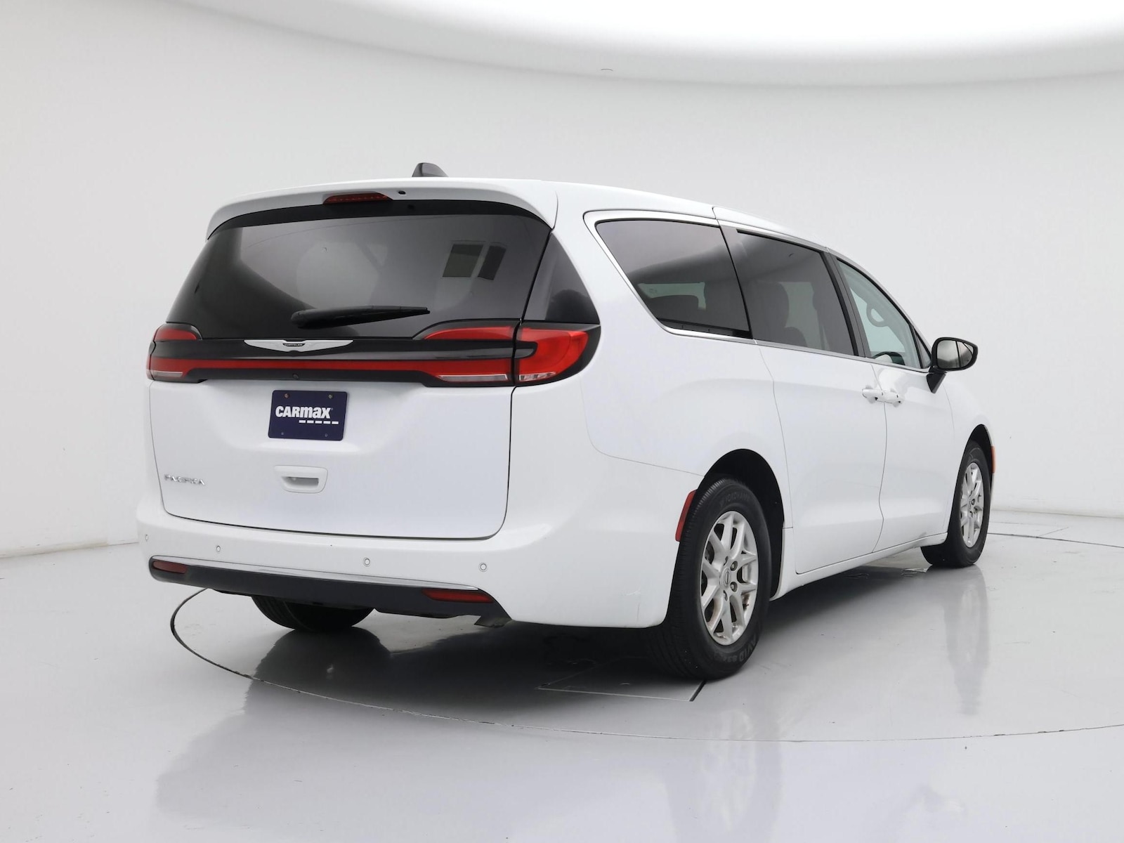 2024 Chrysler Pacifica Touring L - Photo 9