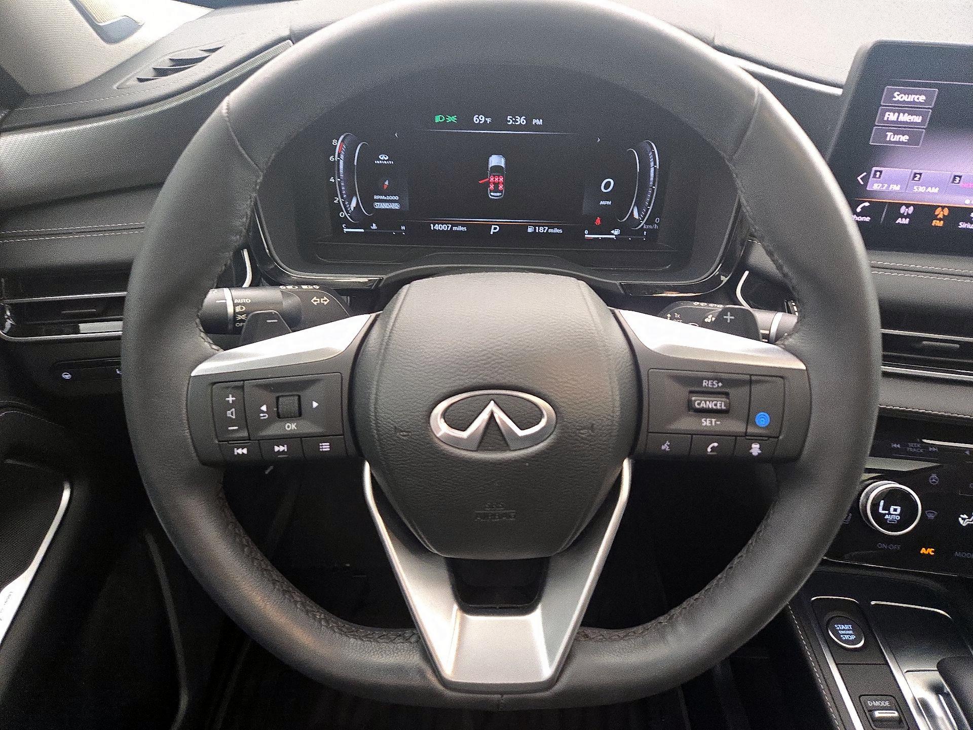 Thumbnail: 2023 INFINITI QX60 - 10