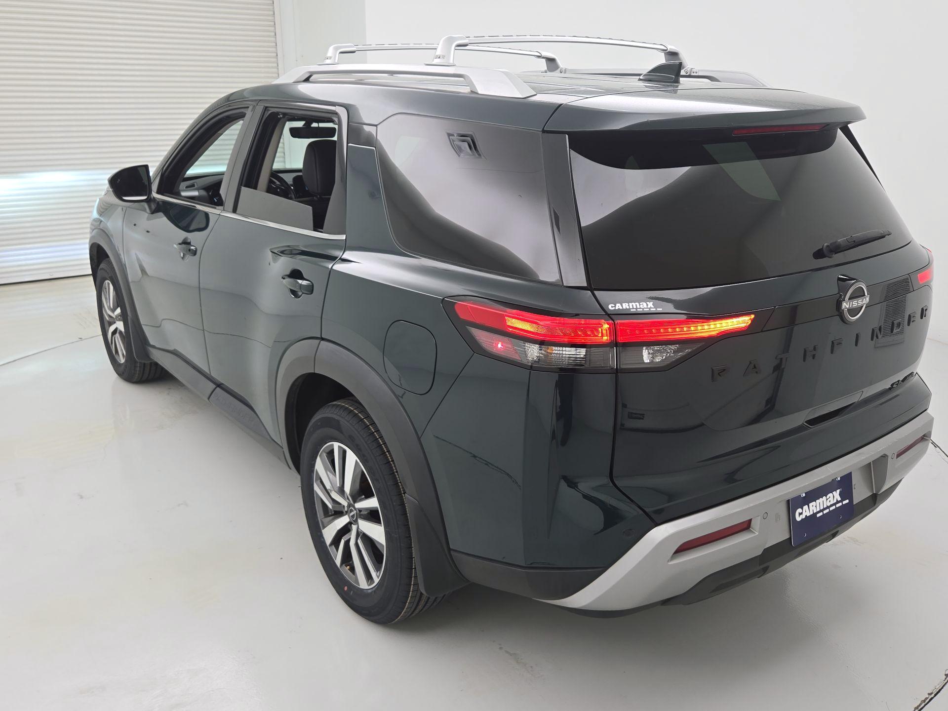 Thumbnail: 2023 Nissan Pathfinder - 7