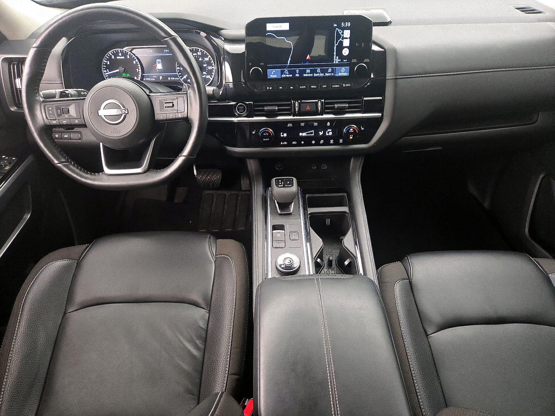Thumbnail: 2023 Nissan Pathfinder - 8