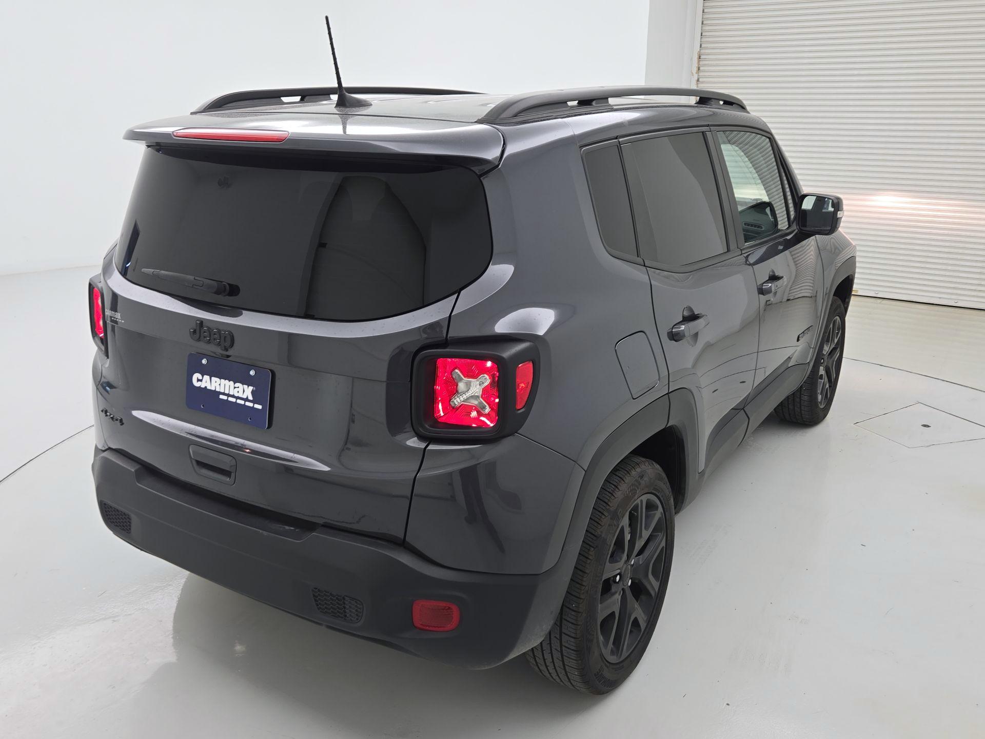 Thumbnail: 2023 Jeep Renegade - 5