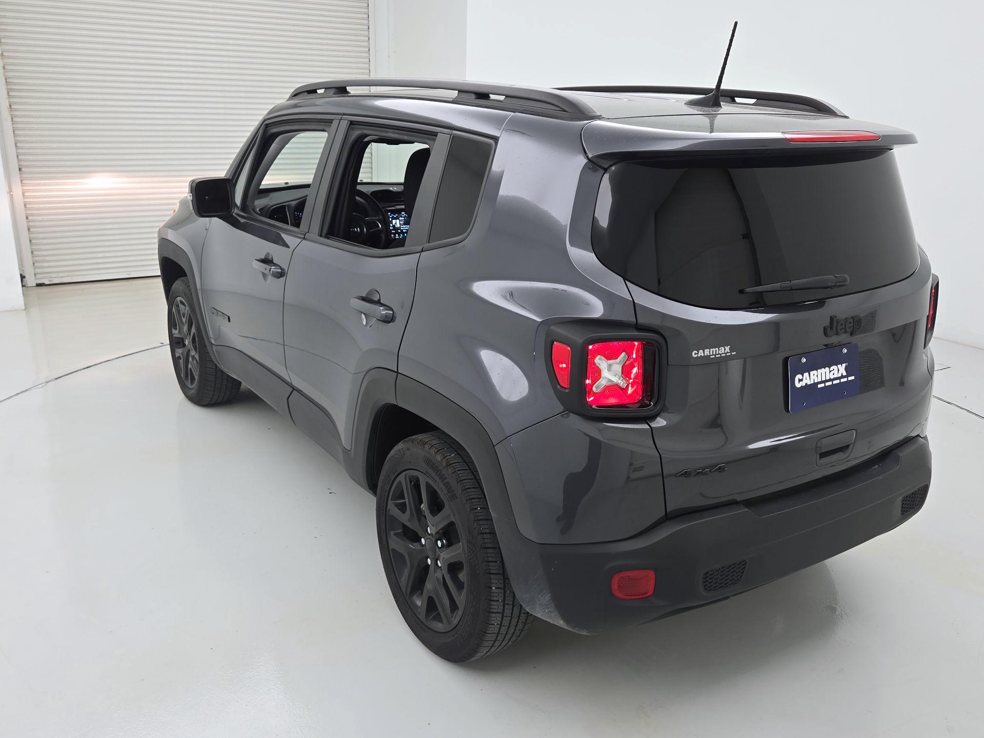 Thumbnail: 2023 Jeep Renegade - 7