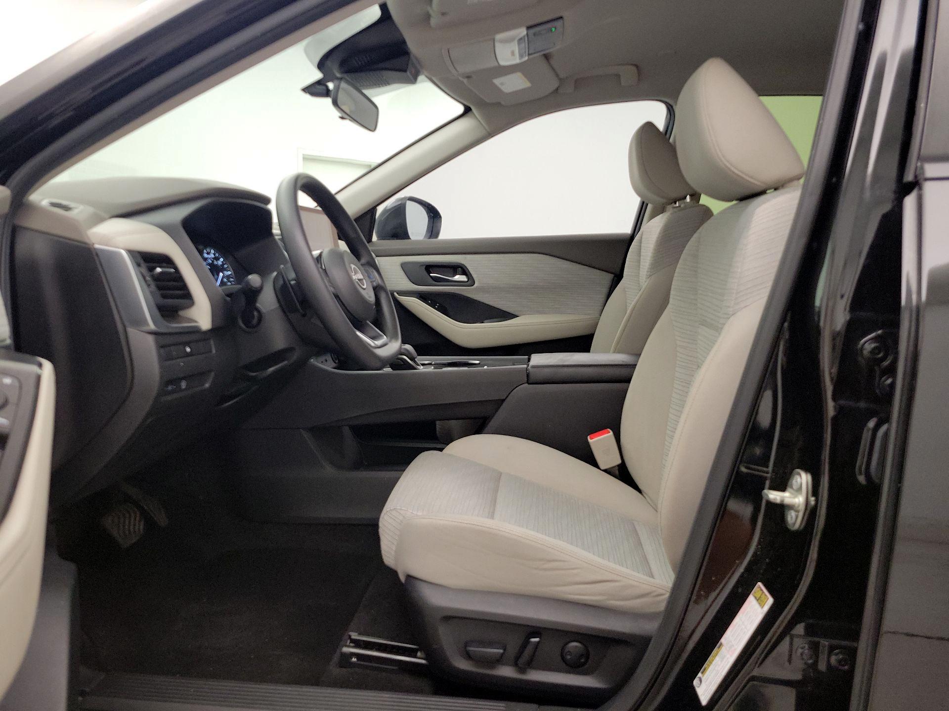 Thumbnail: 2023 Nissan Rogue - 11