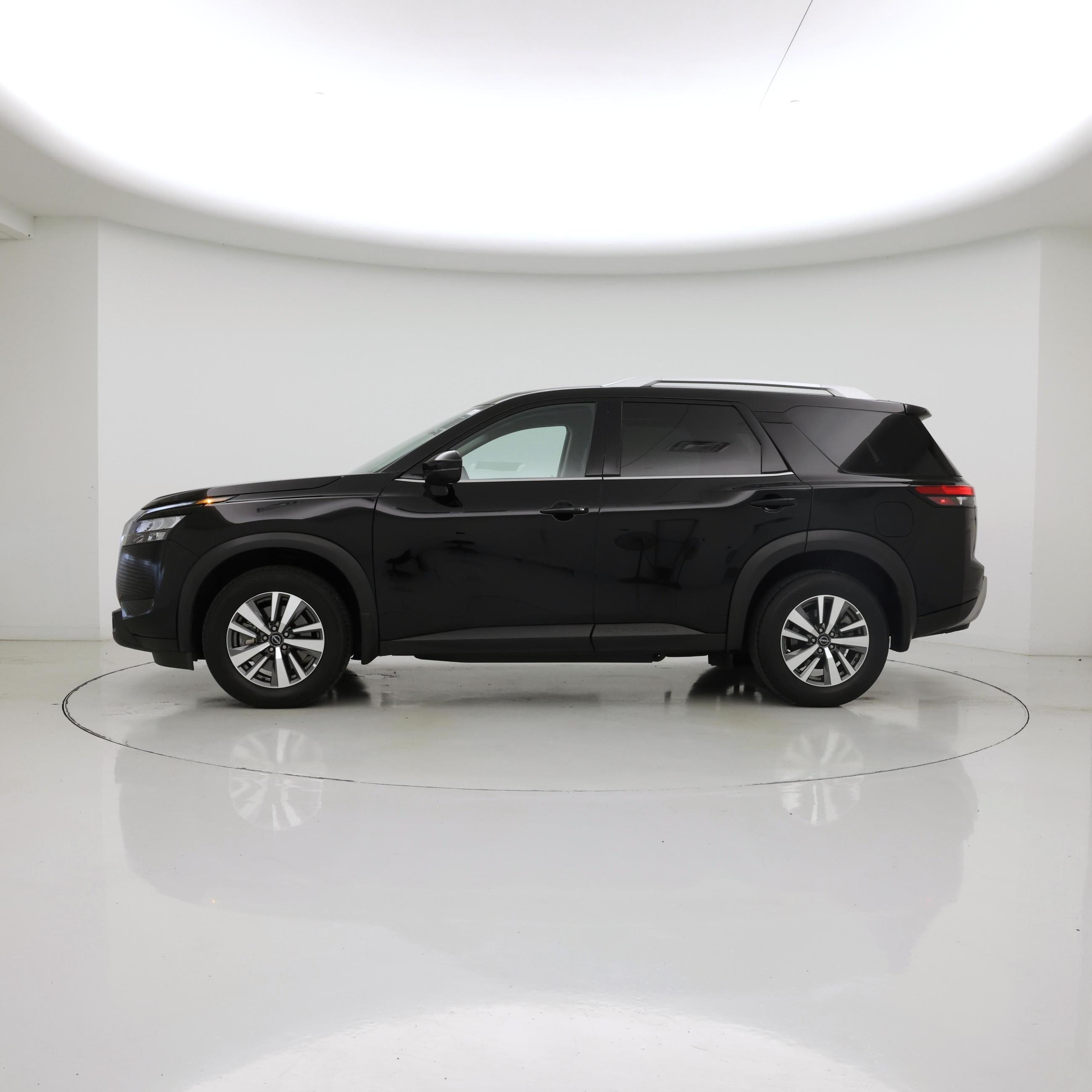 Thumbnail: 2025 Nissan Pathfinder - 3