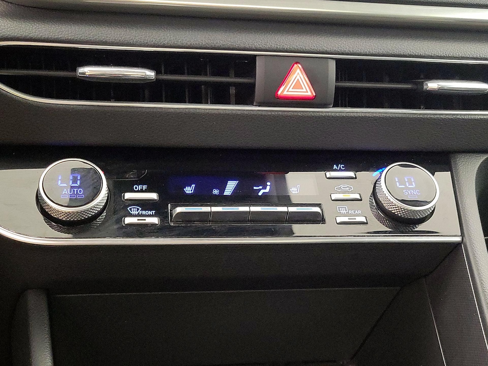 2022 Hyundai Sonata SEL - Photo 17