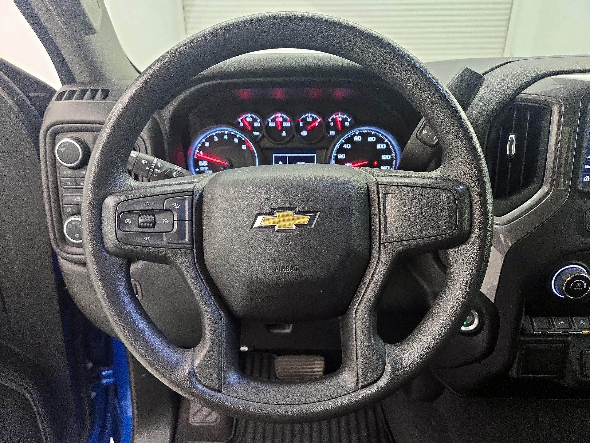 Thumbnail: 2023 Chevrolet Silverado 1500 - 10